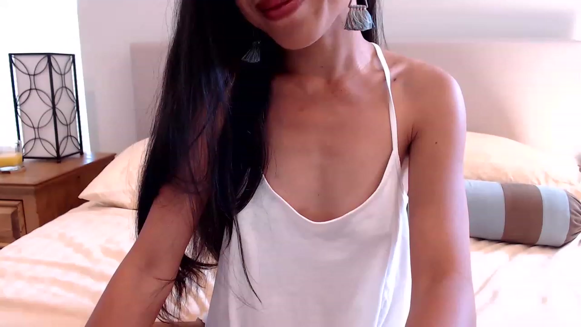 Gallery image thumbnail from Lil__bit's myfreecams stream on, 08/04/2023, 15:58 image 2 of 20