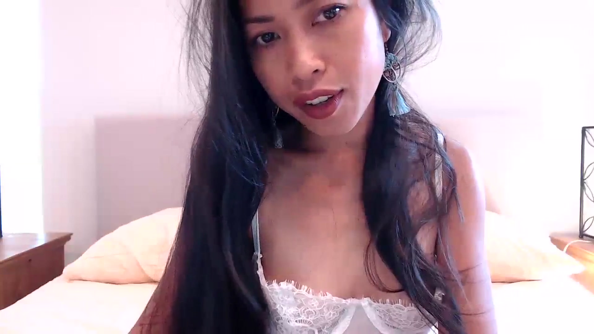 Gallery image thumbnail from Lil__bit's myfreecams stream on, 08/16/2023, 15:54 image 2 of 20