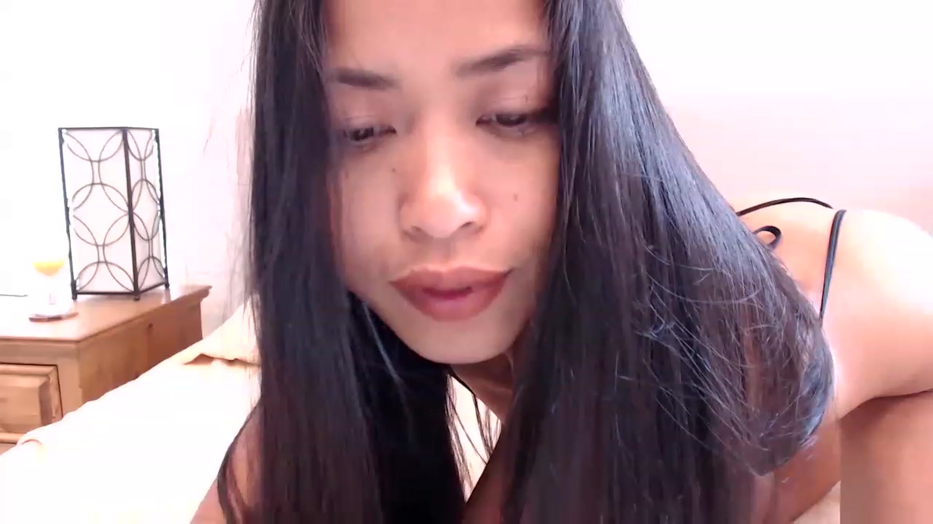 Gallery image thumbnail from Lil__bit's myfreecams stream on, 08/24/2023, 18:37 image 2 of 20