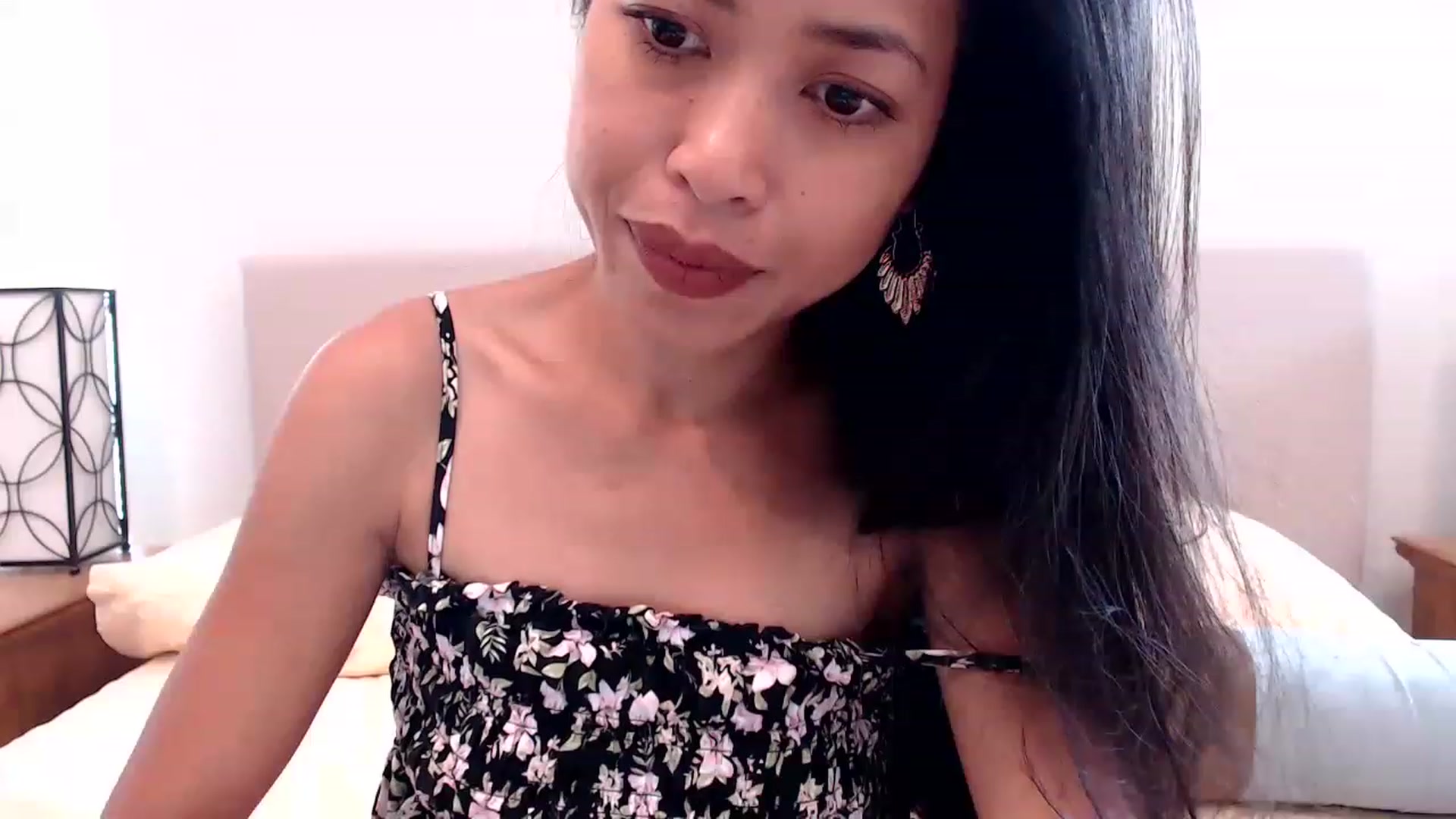 Gallery image thumbnail from Lil__bit's myfreecams stream on, 08/25/2023, 19:02 image 14 of 20