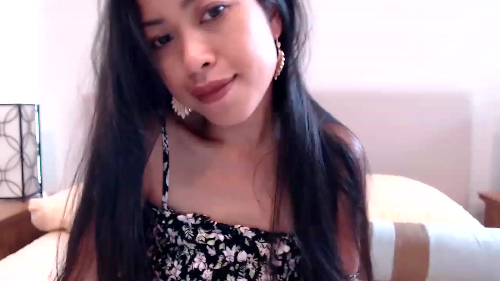 Gallery image thumbnail from Lil__bit's myfreecams stream on, 08/25/2023, 19:02 image 11 of 20