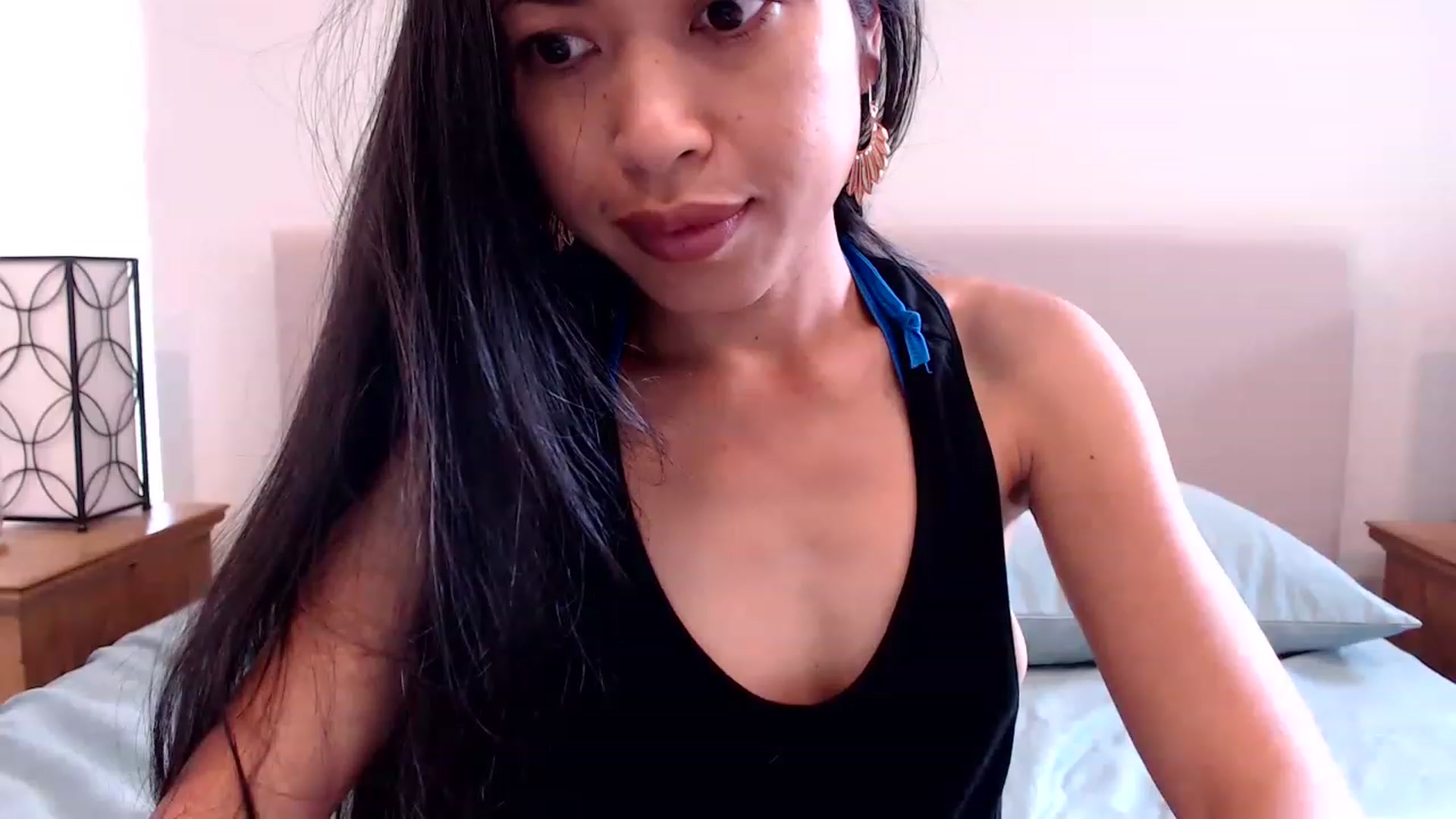 Gallery image thumbnail from Lil__bit's myfreecams stream on, 08/30/2023, 19:24 image 4 of 20