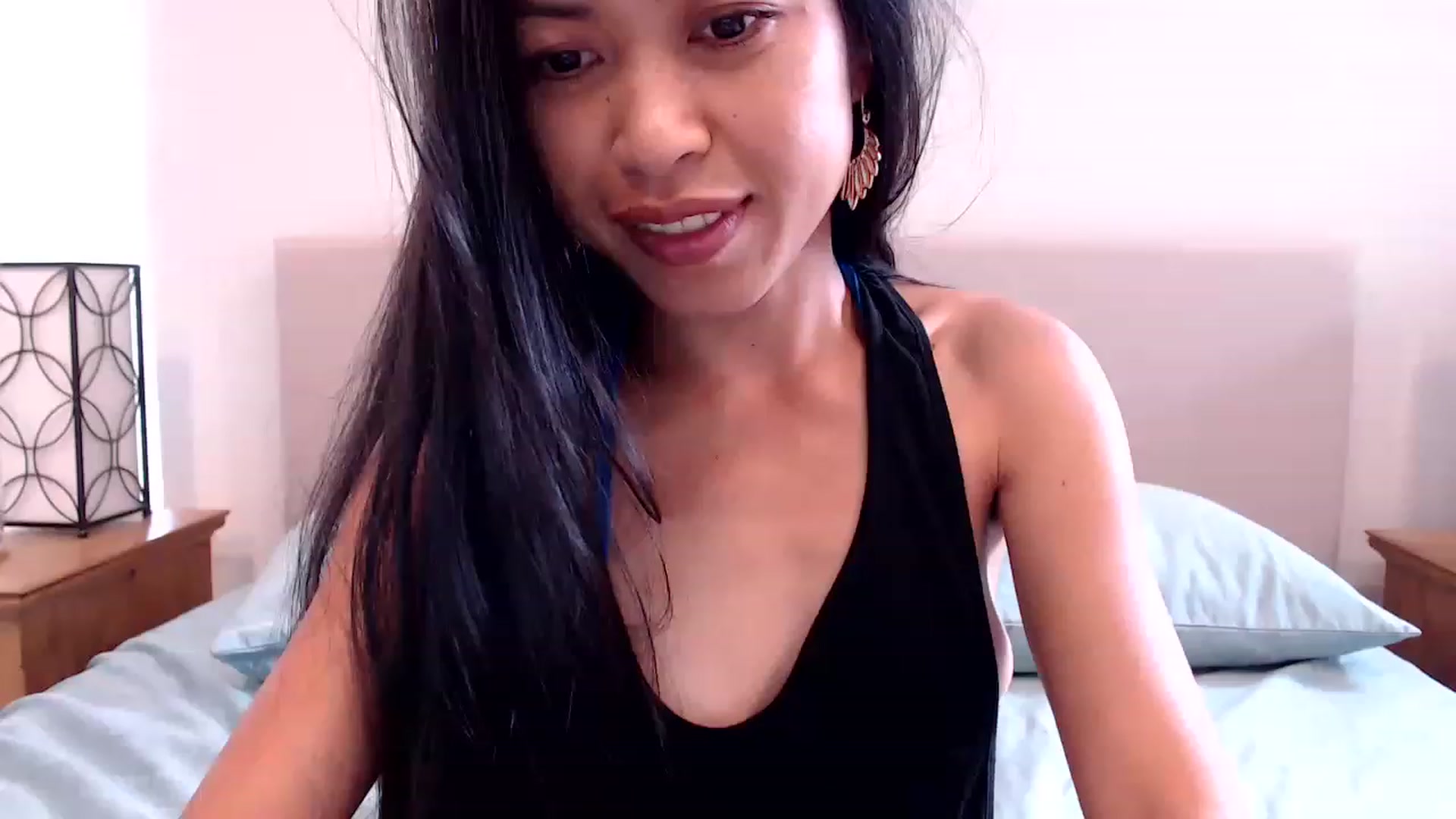 Gallery image thumbnail from Lil__bit's myfreecams stream on, 08/30/2023, 19:24 image 5 of 20