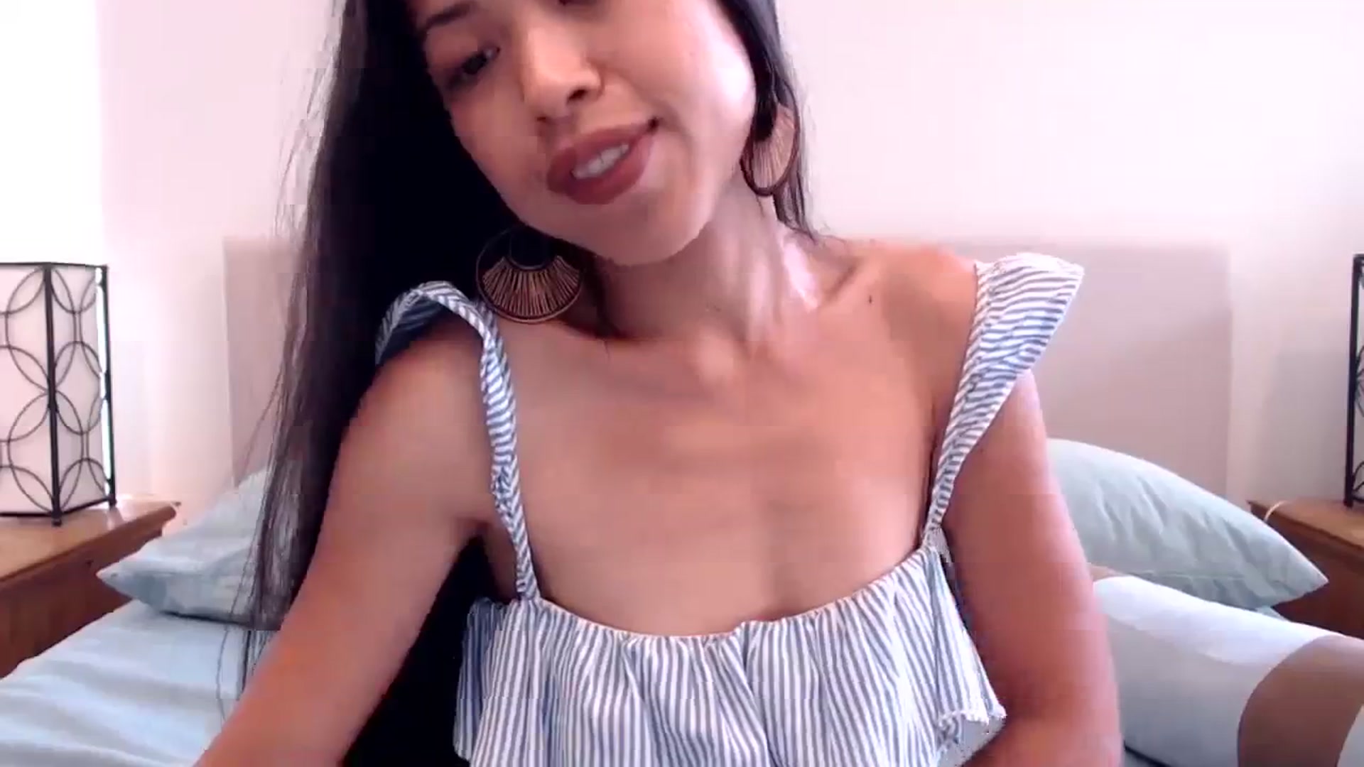 Gallery image thumbnail from Lil__bit's myfreecams stream on, 09/11/2023, 19:24 image 3 of 20