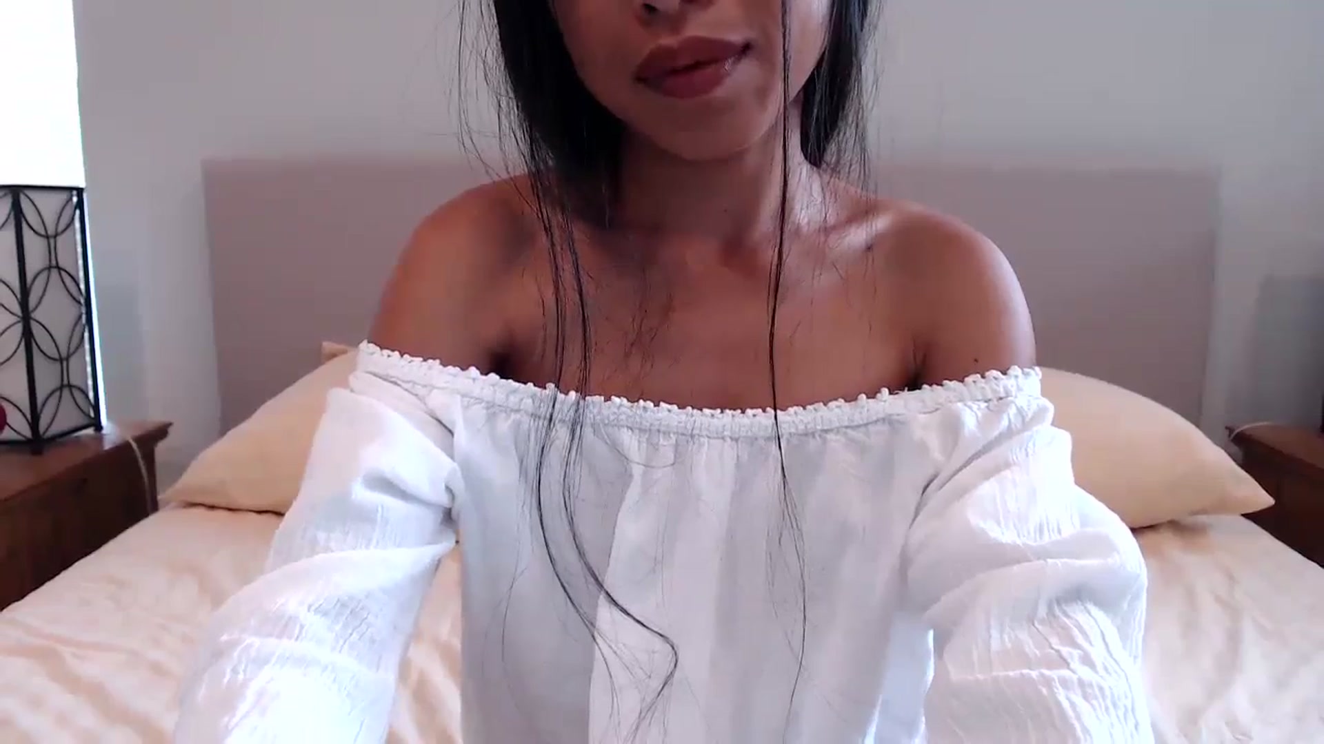 Gallery image thumbnail from Lil__bit's myfreecams stream on, 10/05/2023, 17:20 image 9 of 20