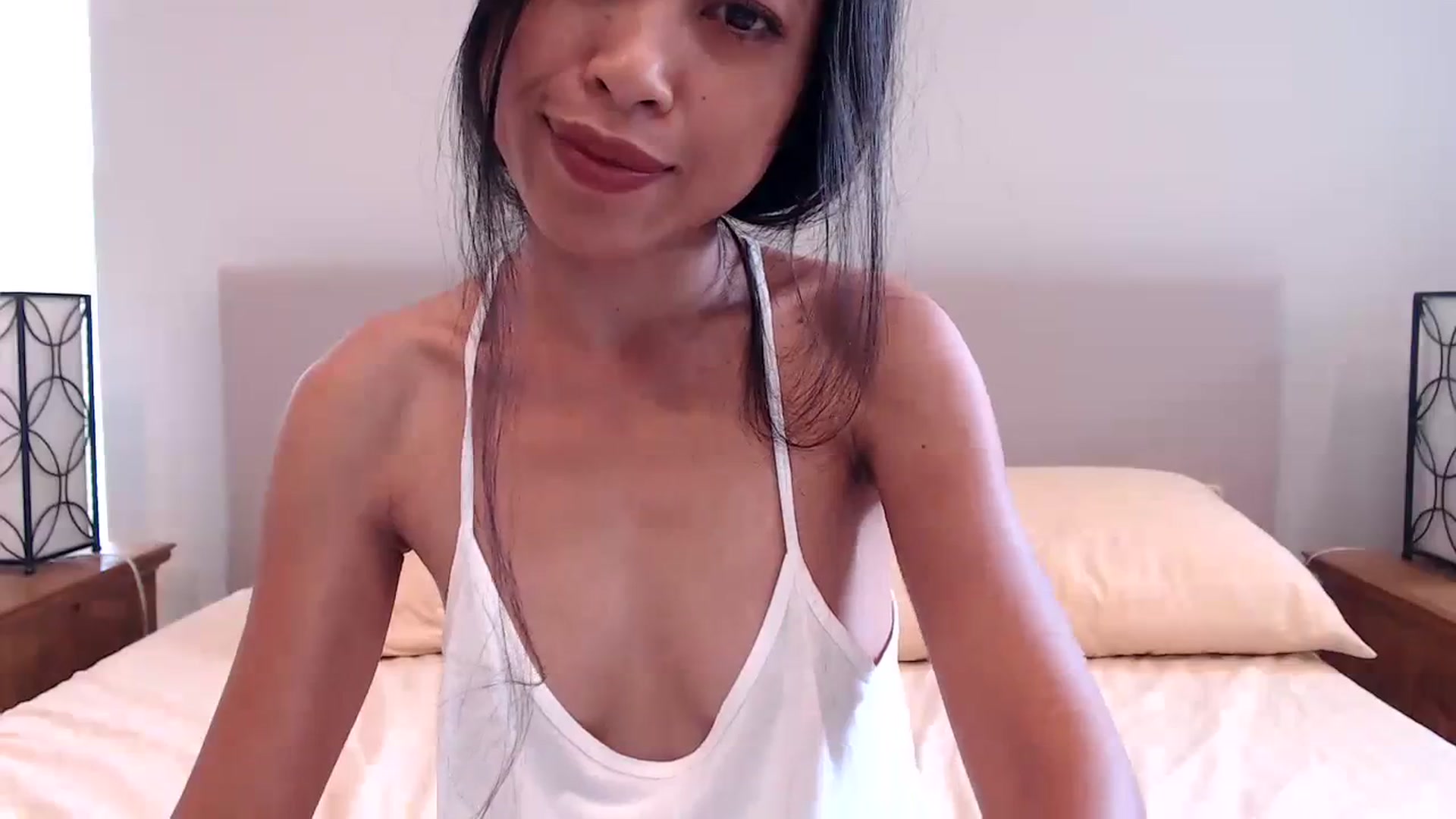 Gallery image thumbnail from Lil__bit's myfreecams stream on, 10/06/2023, 19:32 image 11 of 20