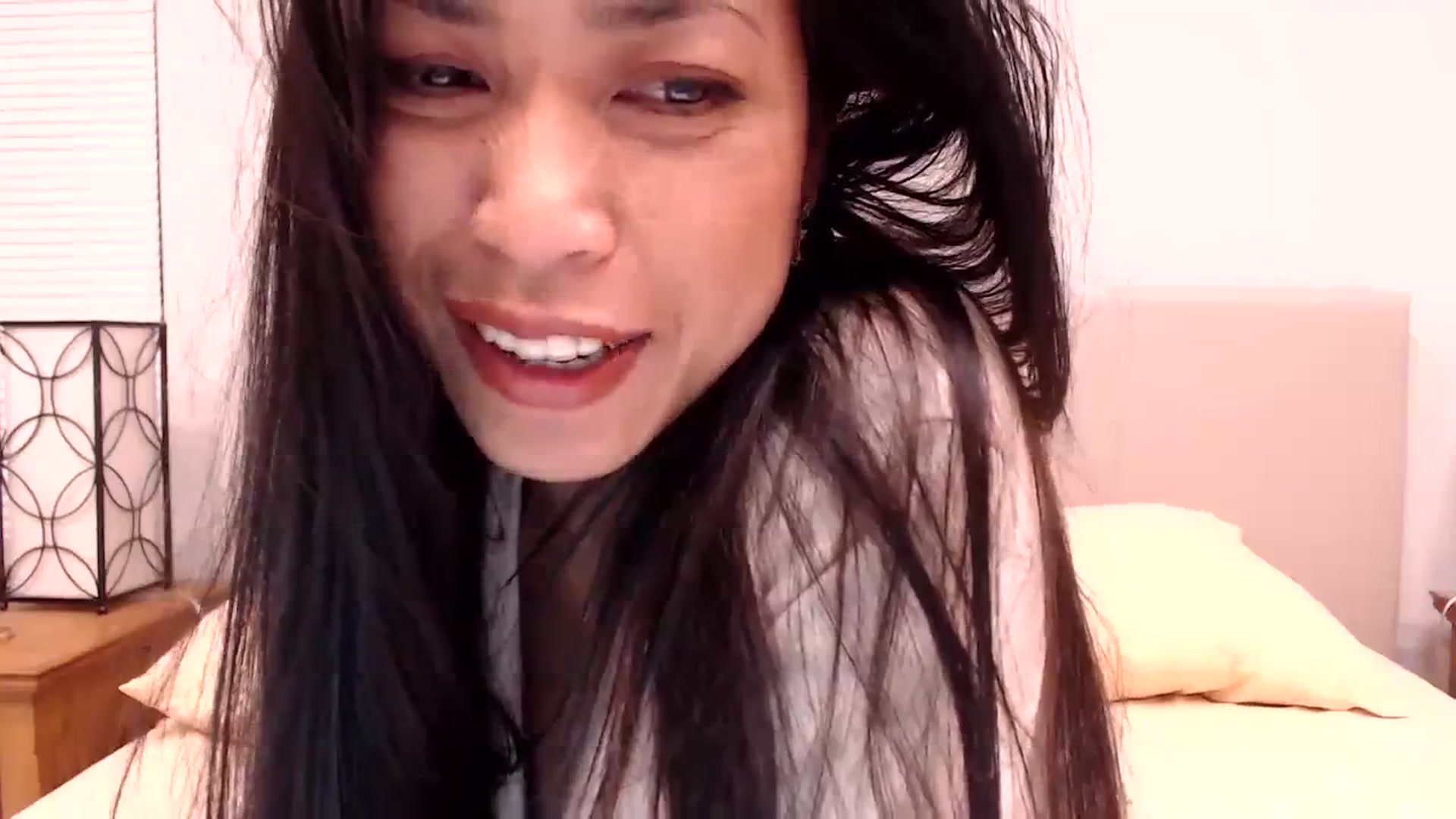 Gallery image thumbnail from Lil__bit's myfreecams stream on, 10/14/2023, 04:11 image 19 of 20