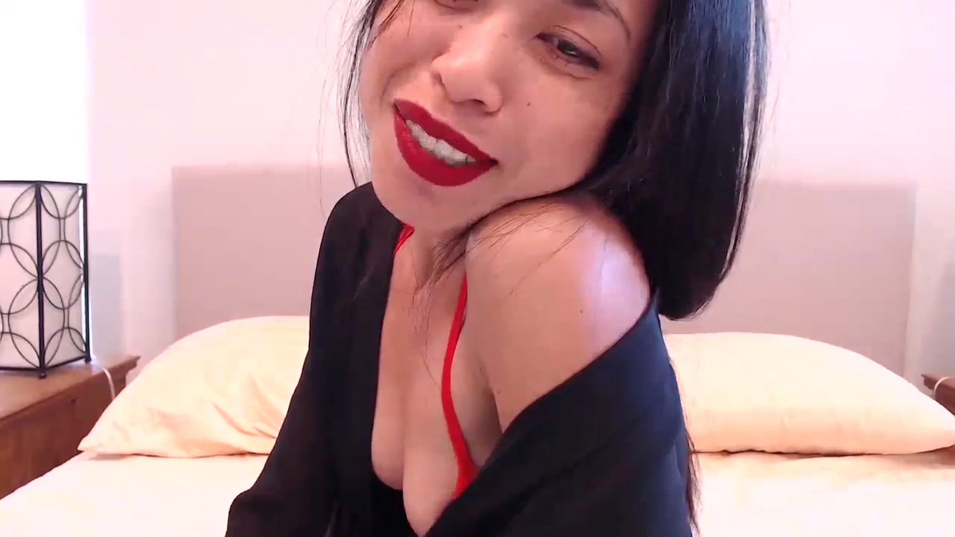 Gallery image thumbnail from Lil__bit's myfreecams stream on, 10/19/2023, 18:42 image 4 of 20