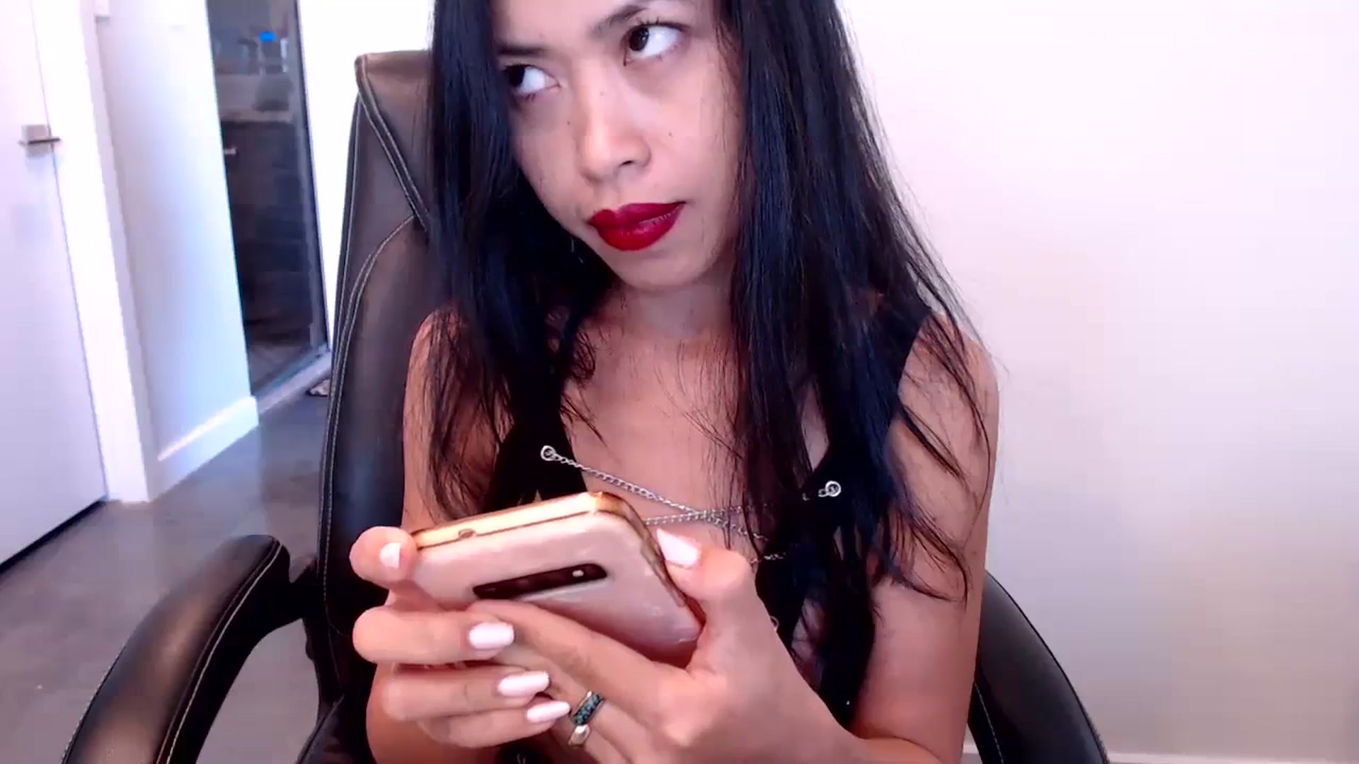 Gallery image thumbnail from Lil__bit's myfreecams stream on, 11/02/2023, 20:01 image 8 of 20