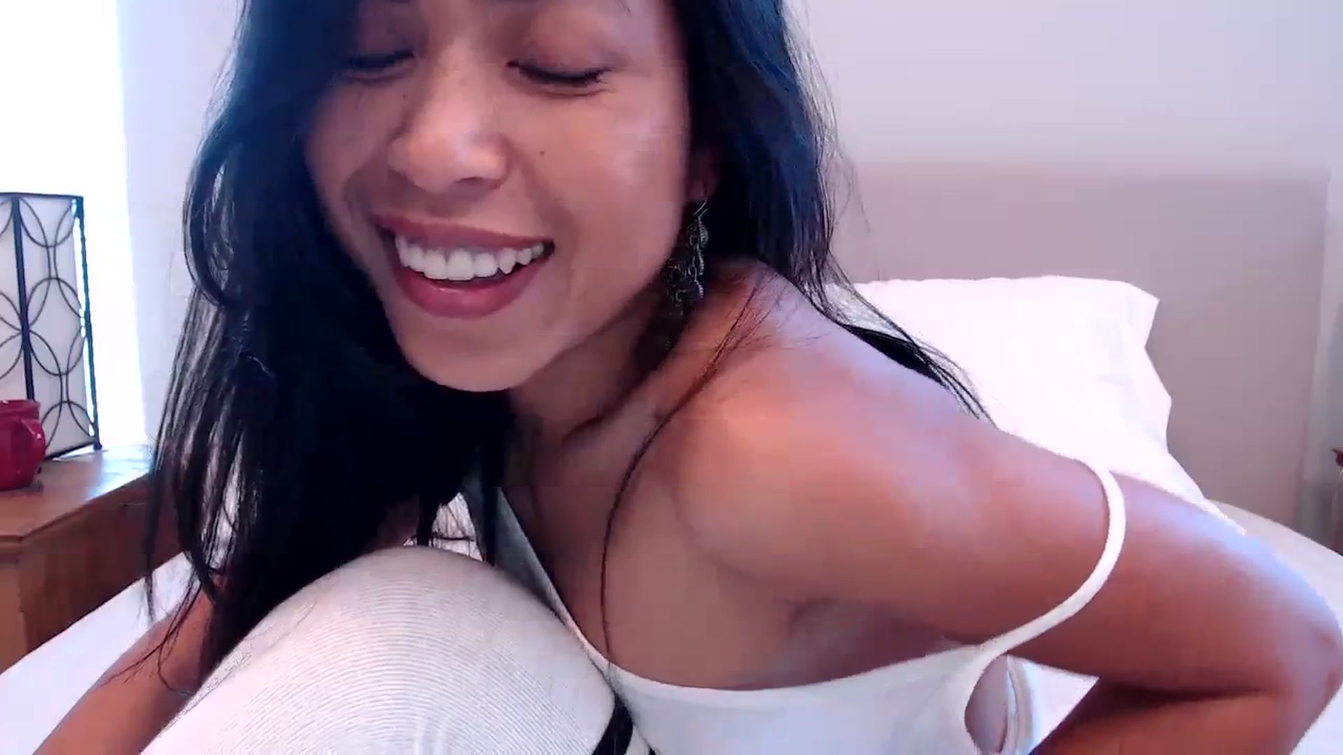 Gallery image thumbnail from Lil__bit's myfreecams stream on, 11/28/2023, 20:02 image 16 of 20