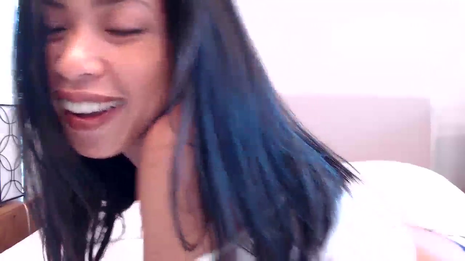 Gallery image thumbnail from Lil__bit's myfreecams stream on, 12/01/2023, 19:00 image 19 of 20