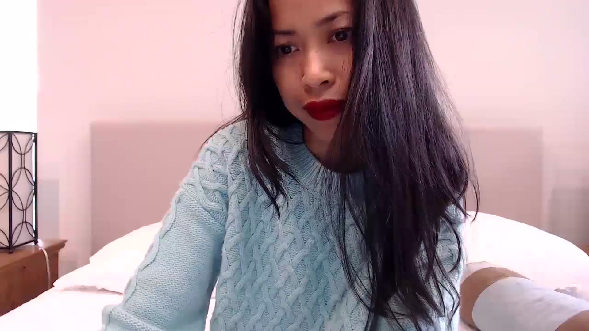 Gallery image thumbnail from Lil__bit's myfreecams stream on, 12/13/2023, 18:35 image 18 of 20