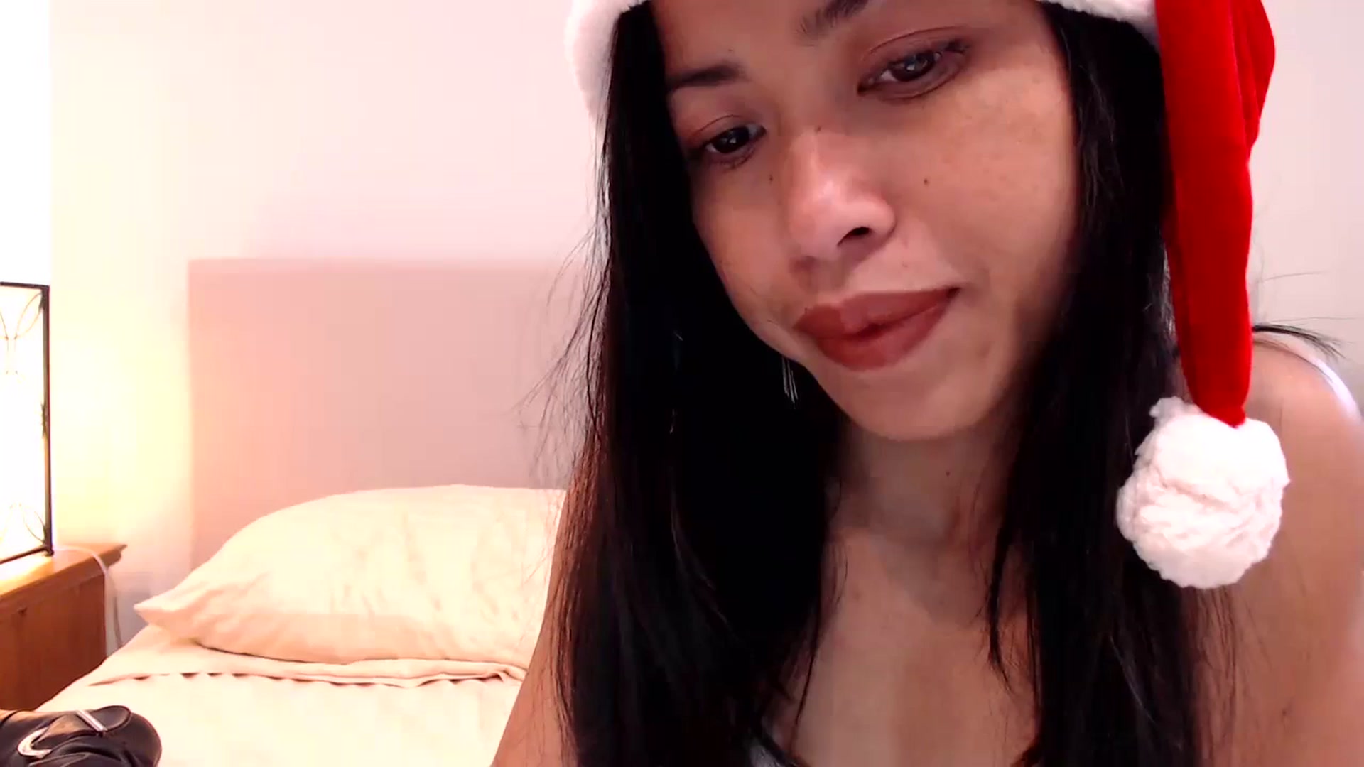 Gallery image thumbnail from Lil__bit's myfreecams stream on, 12/21/2023, 20:33 image 12 of 20