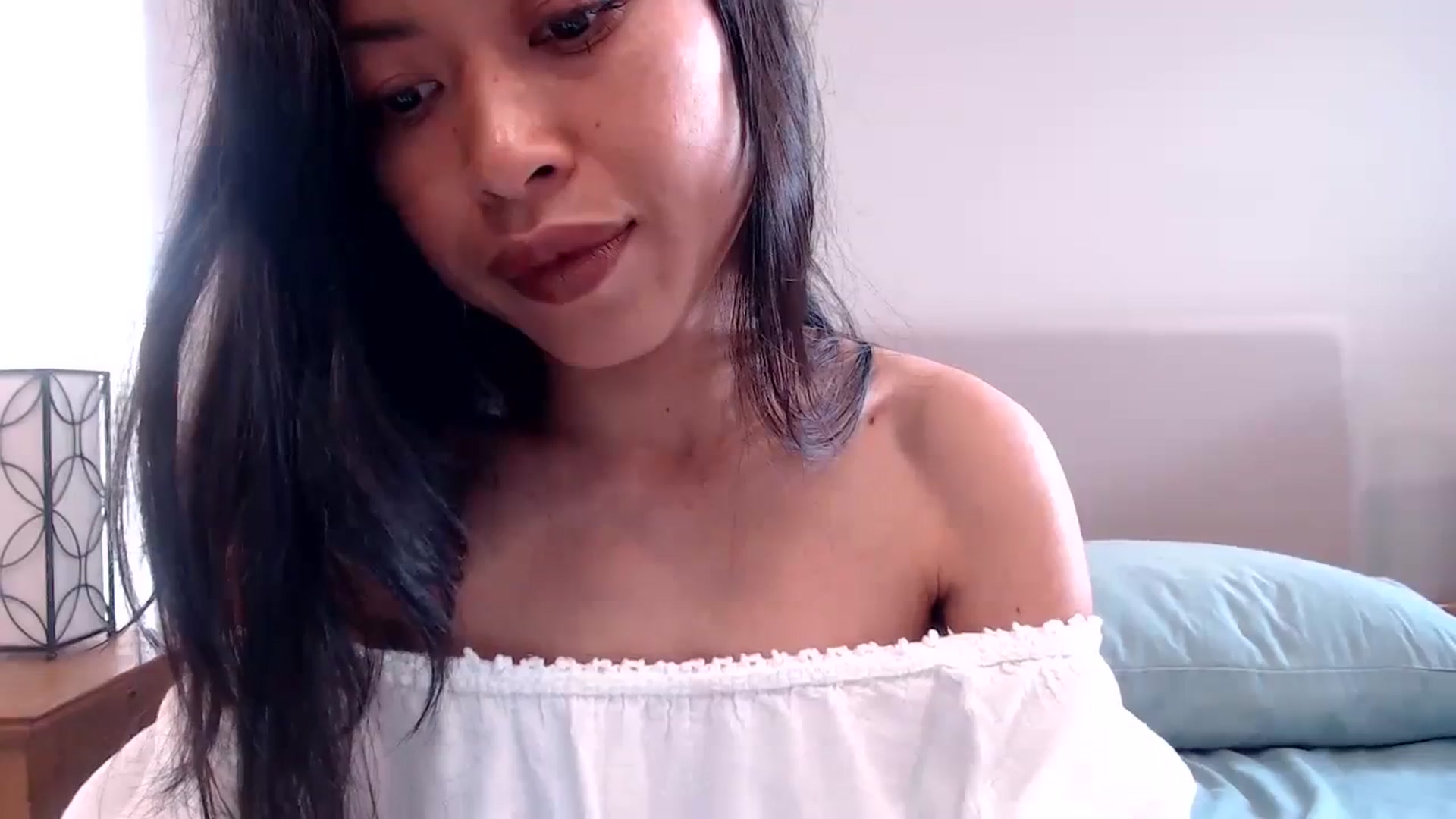 Gallery image thumbnail from Lil__bit's myfreecams stream on, 02/07/2024, 20:09 image 15 of 20
