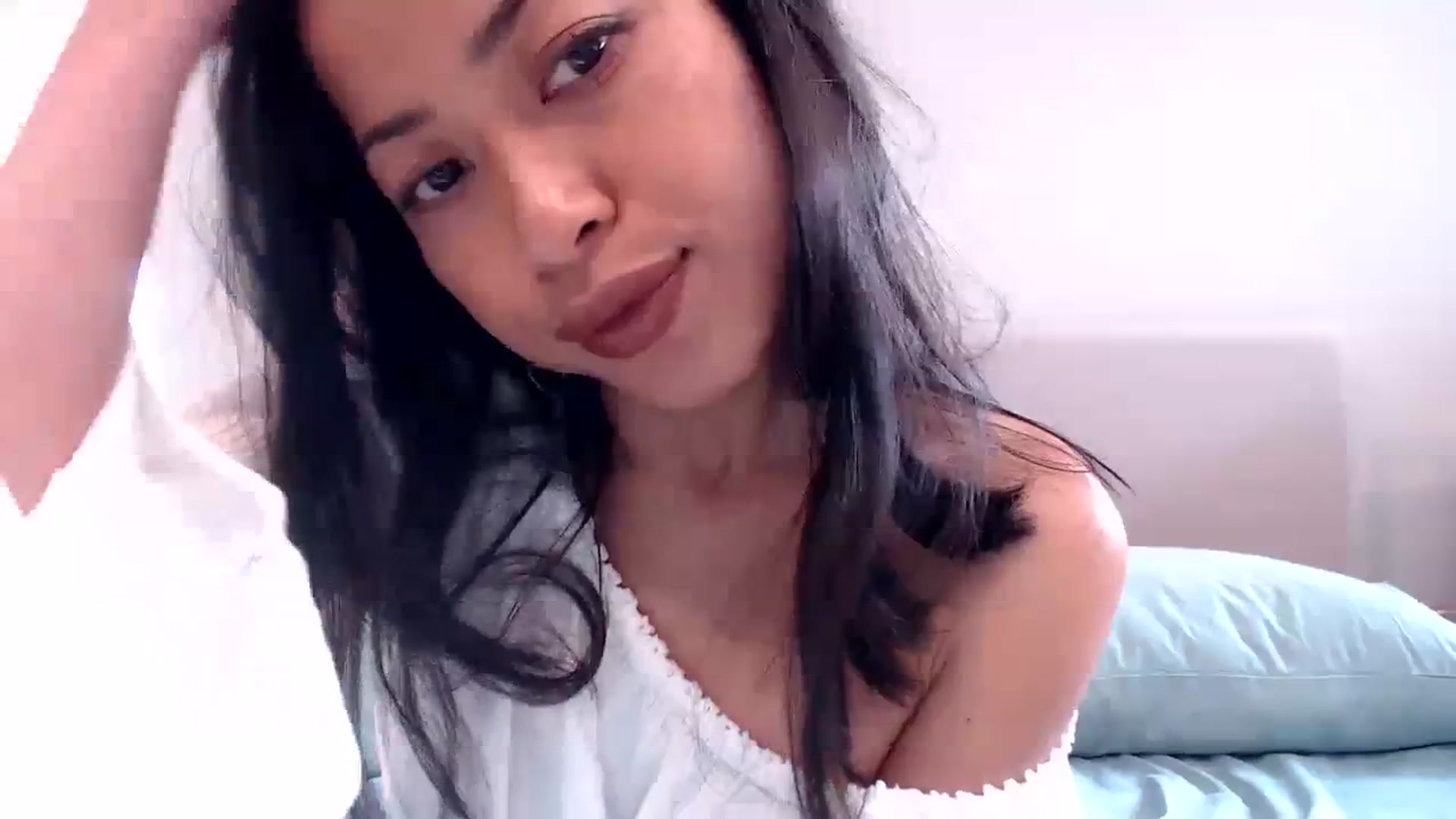 Gallery image thumbnail from Lil__bit's myfreecams stream on, 02/07/2024, 20:09 image 11 of 20