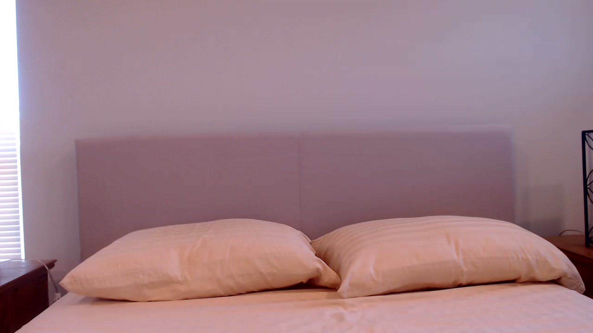 Gallery image thumbnail from Lil__bit's myfreecams stream on, 02/13/2024, 19:03 image 17 of 20