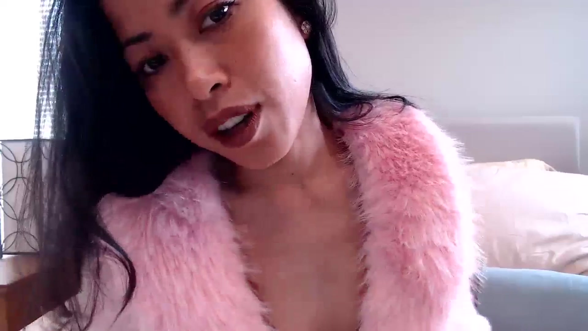 Gallery image thumbnail from Lil__bit's myfreecams stream on, 02/16/2024, 17:18 image 5 of 20