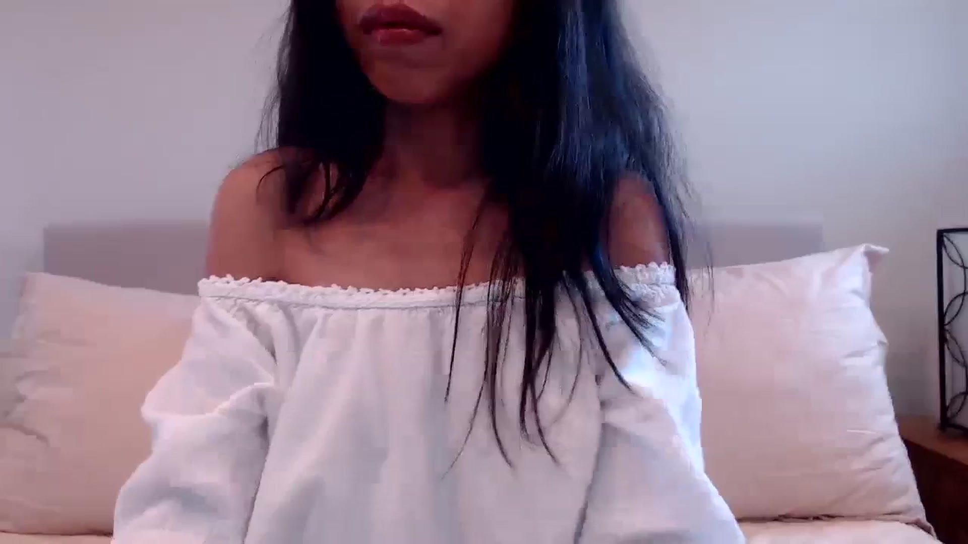 Gallery image thumbnail from Lil__bit's myfreecams stream on, 02/20/2024, 16:38 image 9 of 20