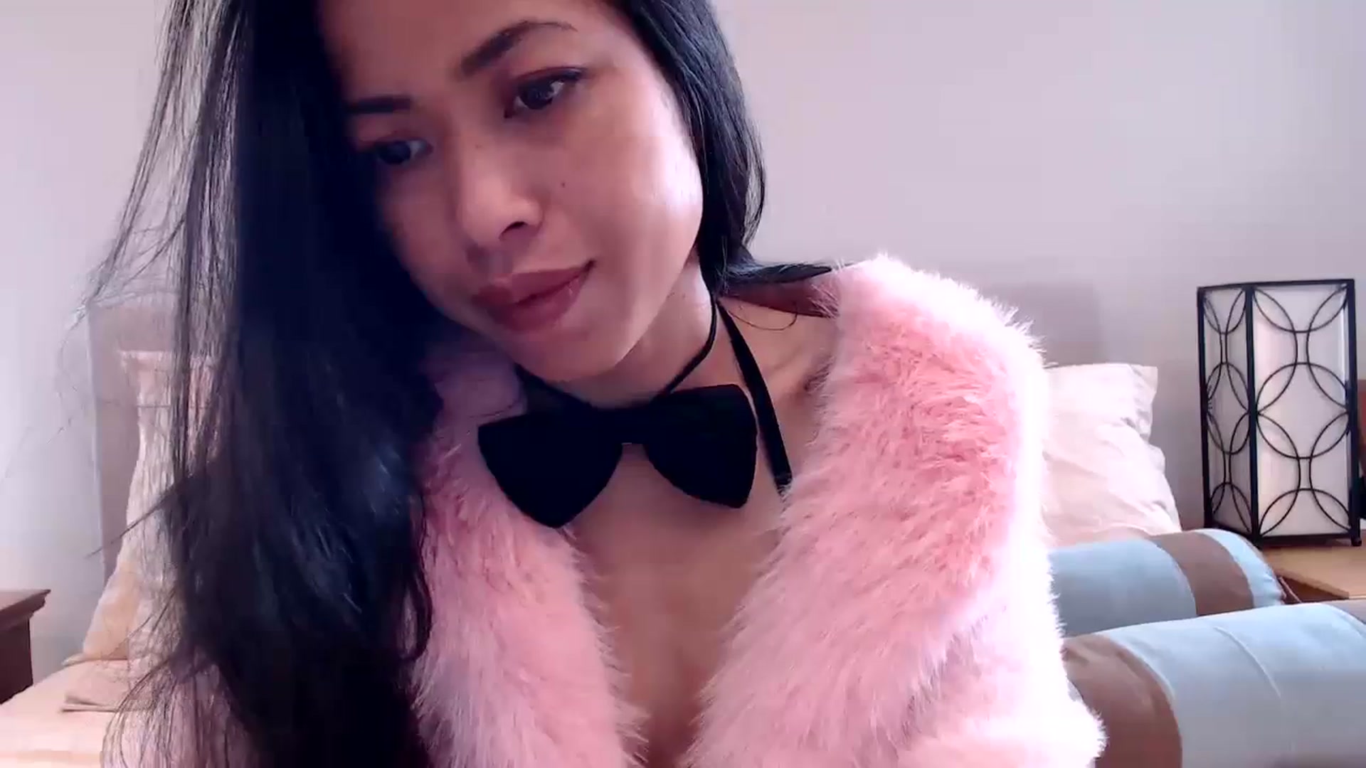 Gallery image thumbnail from Lil__bit's myfreecams stream on, 03/07/2024, 19:31 image 2 of 20