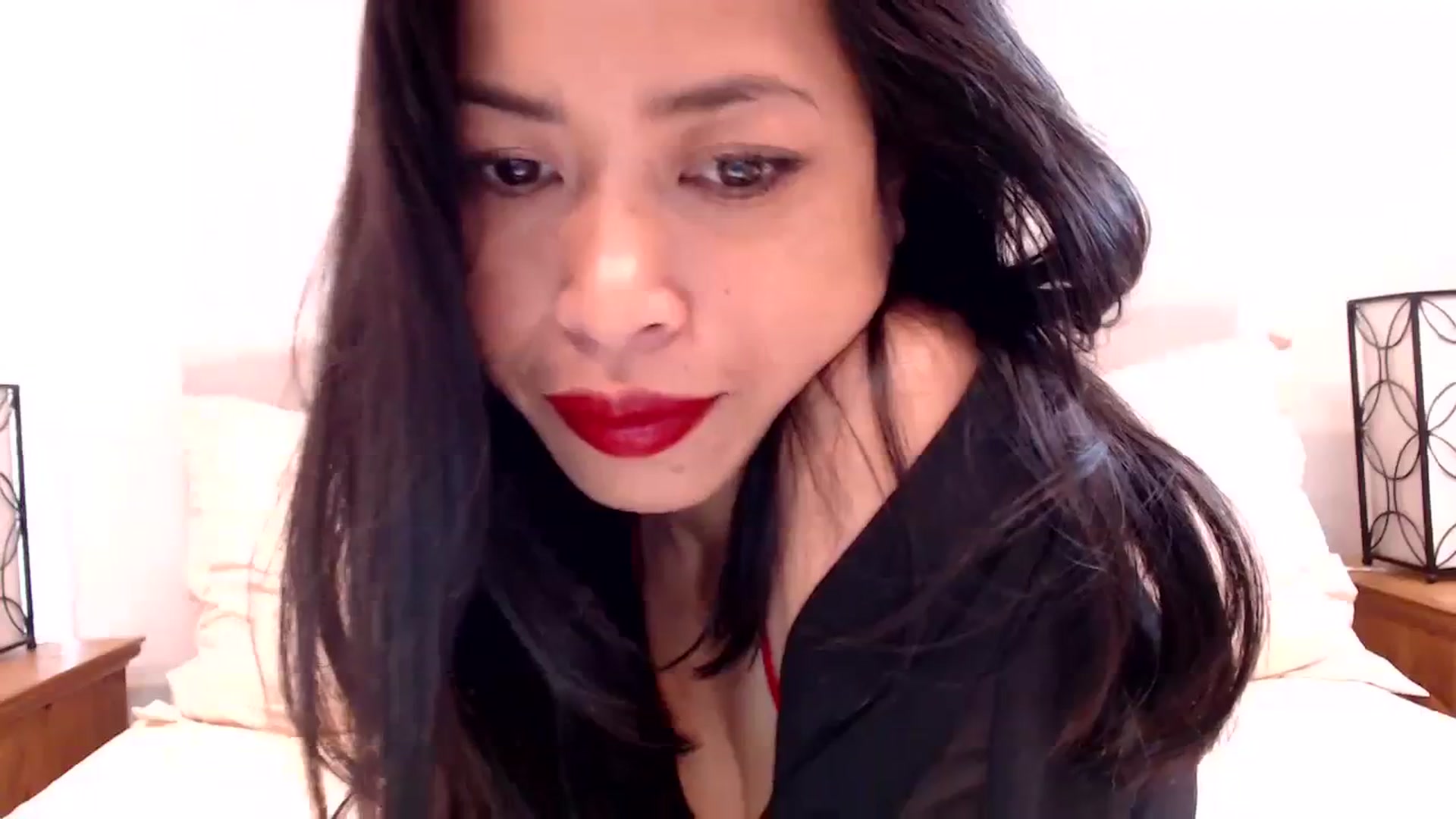 Gallery image thumbnail from Lil__bit's myfreecams stream on, 03/15/2024, 17:13 image 11 of 20