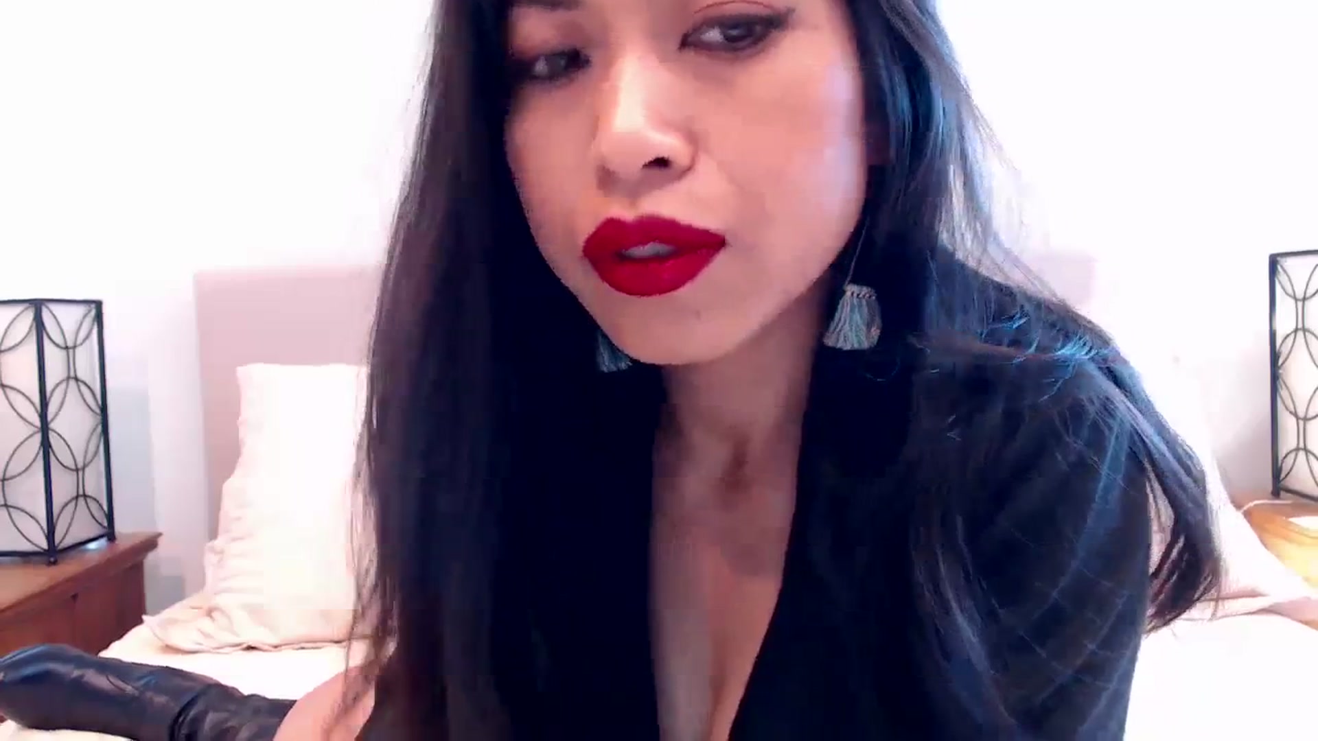 Gallery image thumbnail from Lil__bit's myfreecams stream on, 04/03/2024, 15:39 image 19 of 20