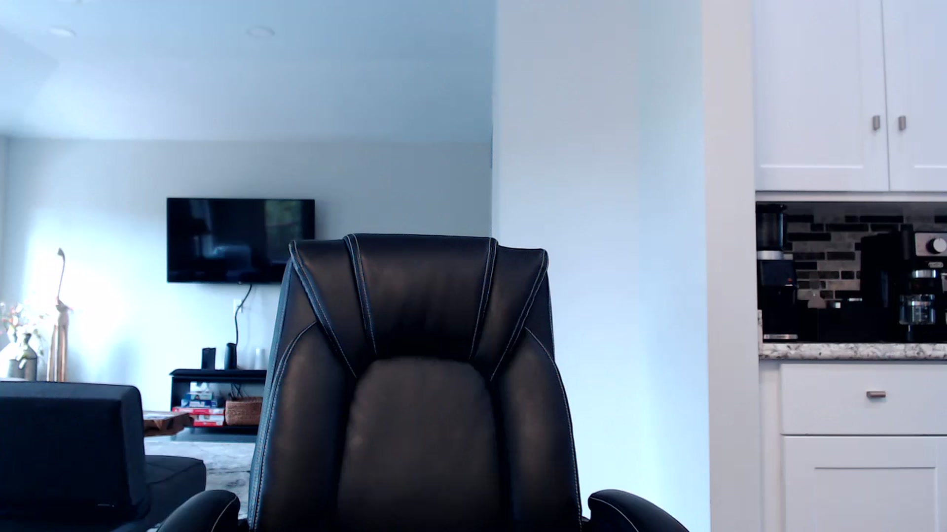 Gallery image thumbnail from Lil__bit's myfreecams stream on, 04/23/2024, 17:24 image 20 of 20