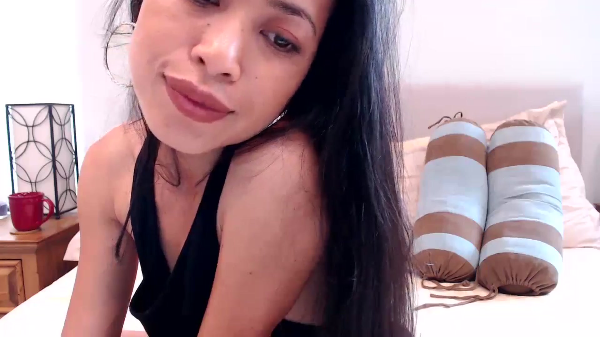 Gallery image thumbnail from Lil__bit's myfreecams stream on, 05/08/2024, 19:51 image 19 of 20