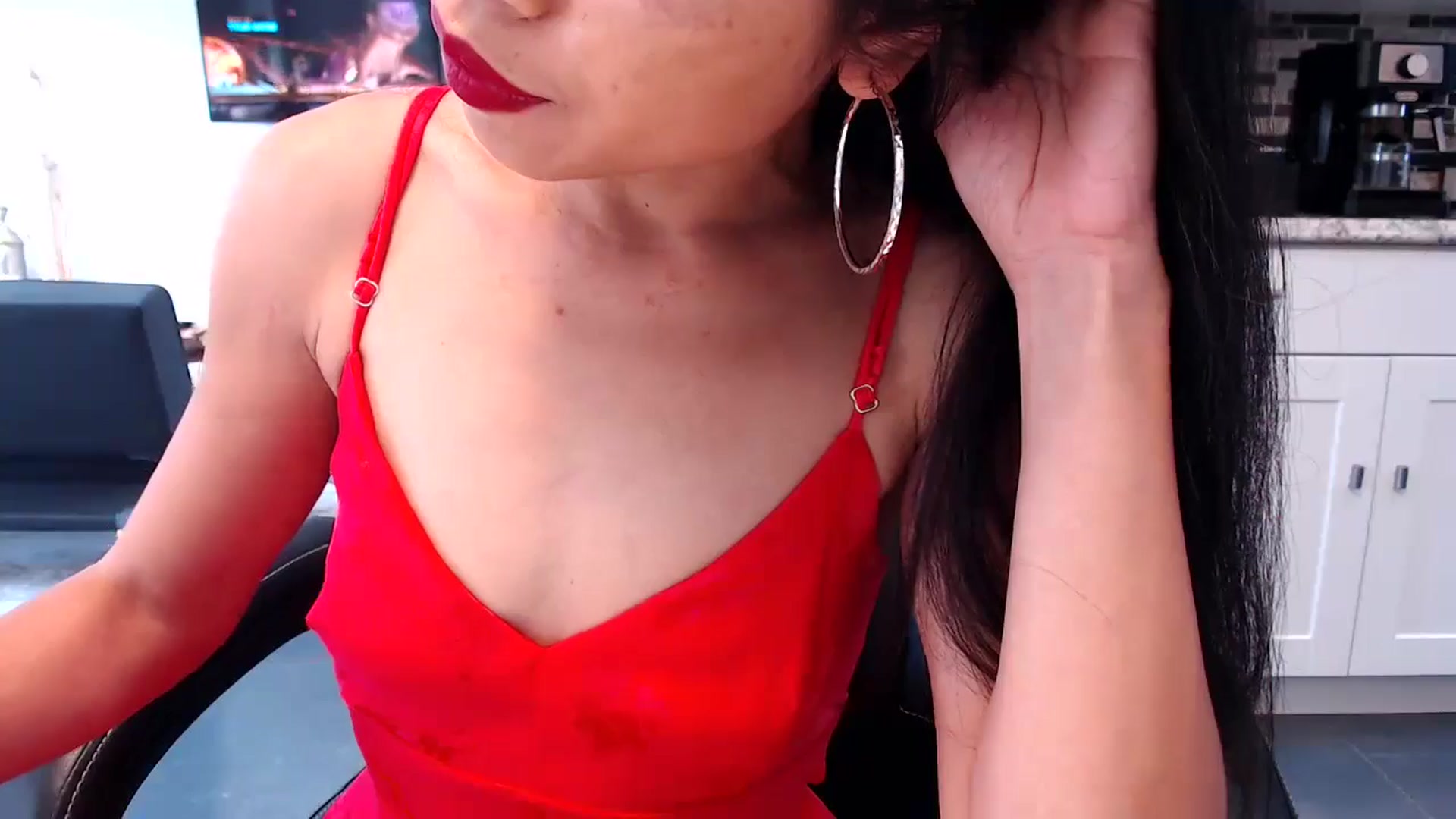 Gallery image thumbnail from Lil__bit's myfreecams stream on, 05/10/2024, 15:51 image 14 of 20