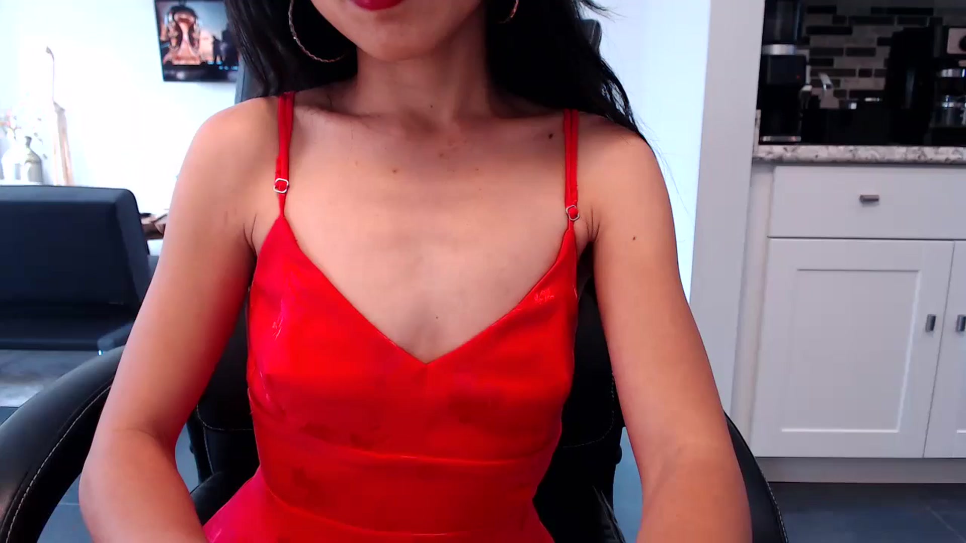 Gallery image thumbnail from Lil__bit's myfreecams stream on, 05/10/2024, 15:51 image 16 of 20