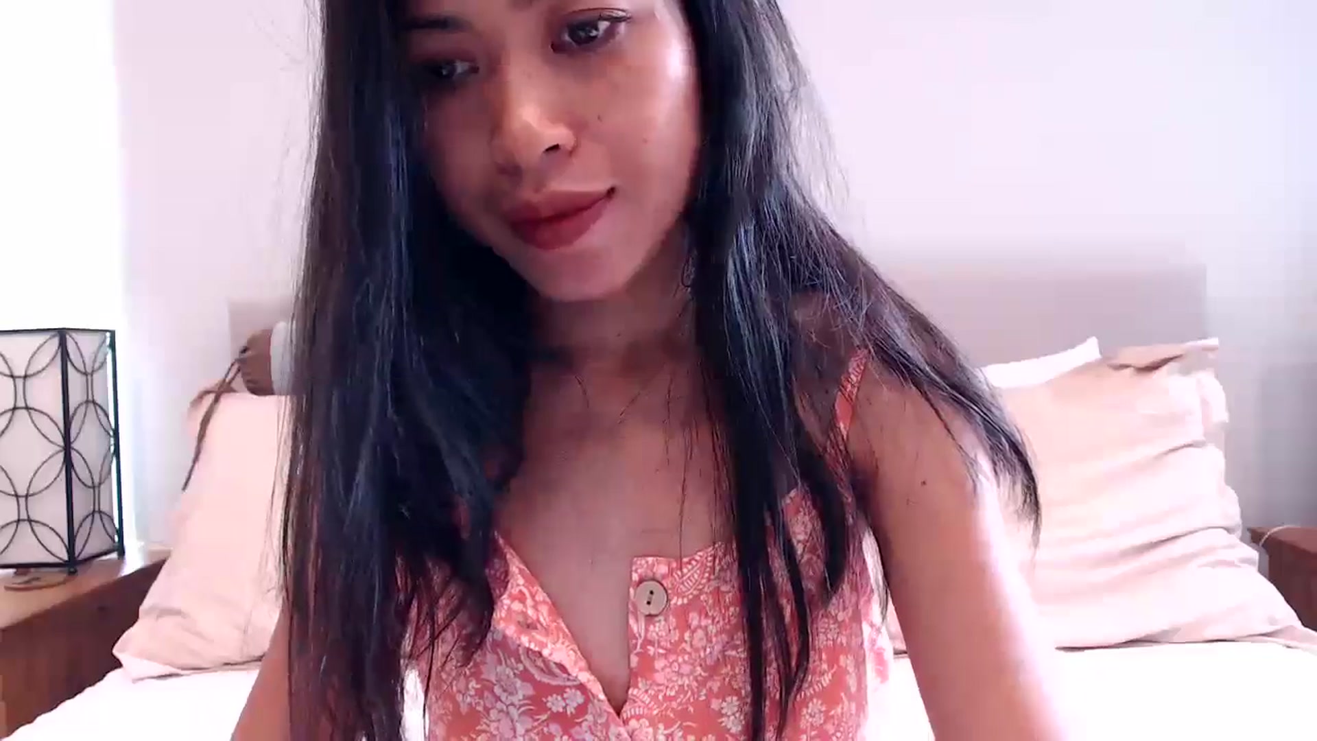Gallery image thumbnail from Lil__bit's myfreecams stream on, 05/22/2024, 17:18 image 13 of 20