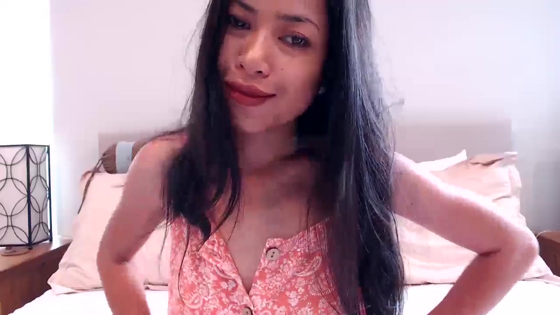 Gallery image thumbnail from Lil__bit's myfreecams stream on, 05/22/2024, 17:18 image 9 of 20