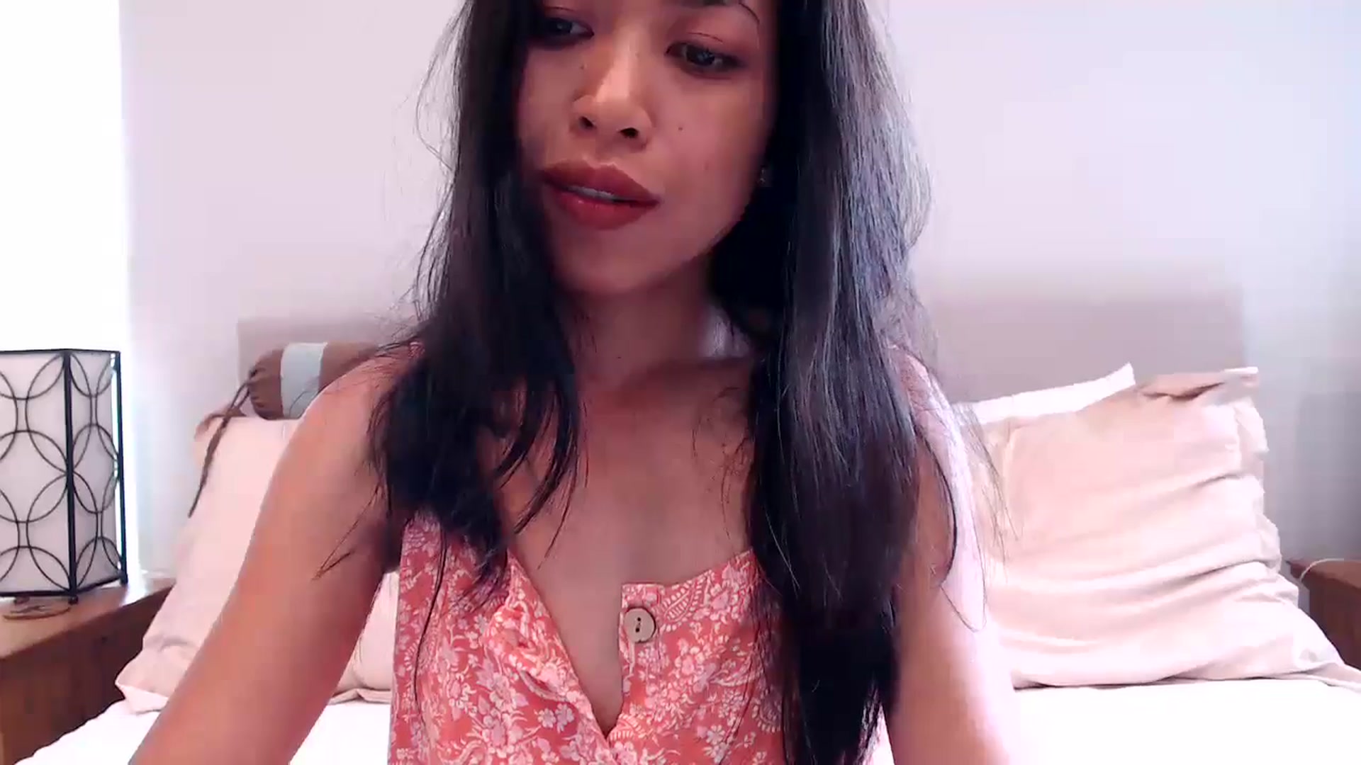 Gallery image thumbnail from Lil__bit's myfreecams stream on, 05/22/2024, 17:18 image 8 of 20