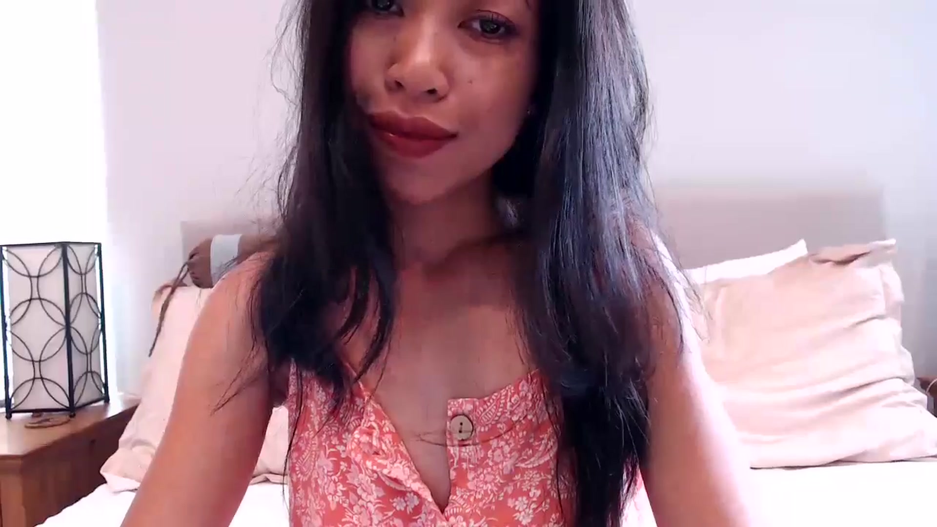 Gallery image thumbnail from Lil__bit's myfreecams stream on, 05/22/2024, 17:18 image 6 of 20