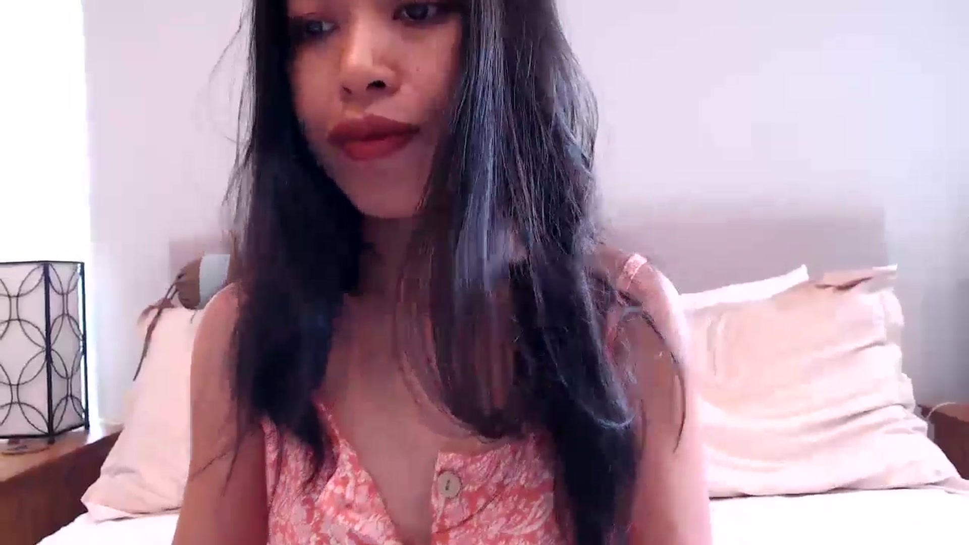 Gallery image thumbnail from Lil__bit's myfreecams stream on, 05/22/2024, 17:18 image 7 of 20
