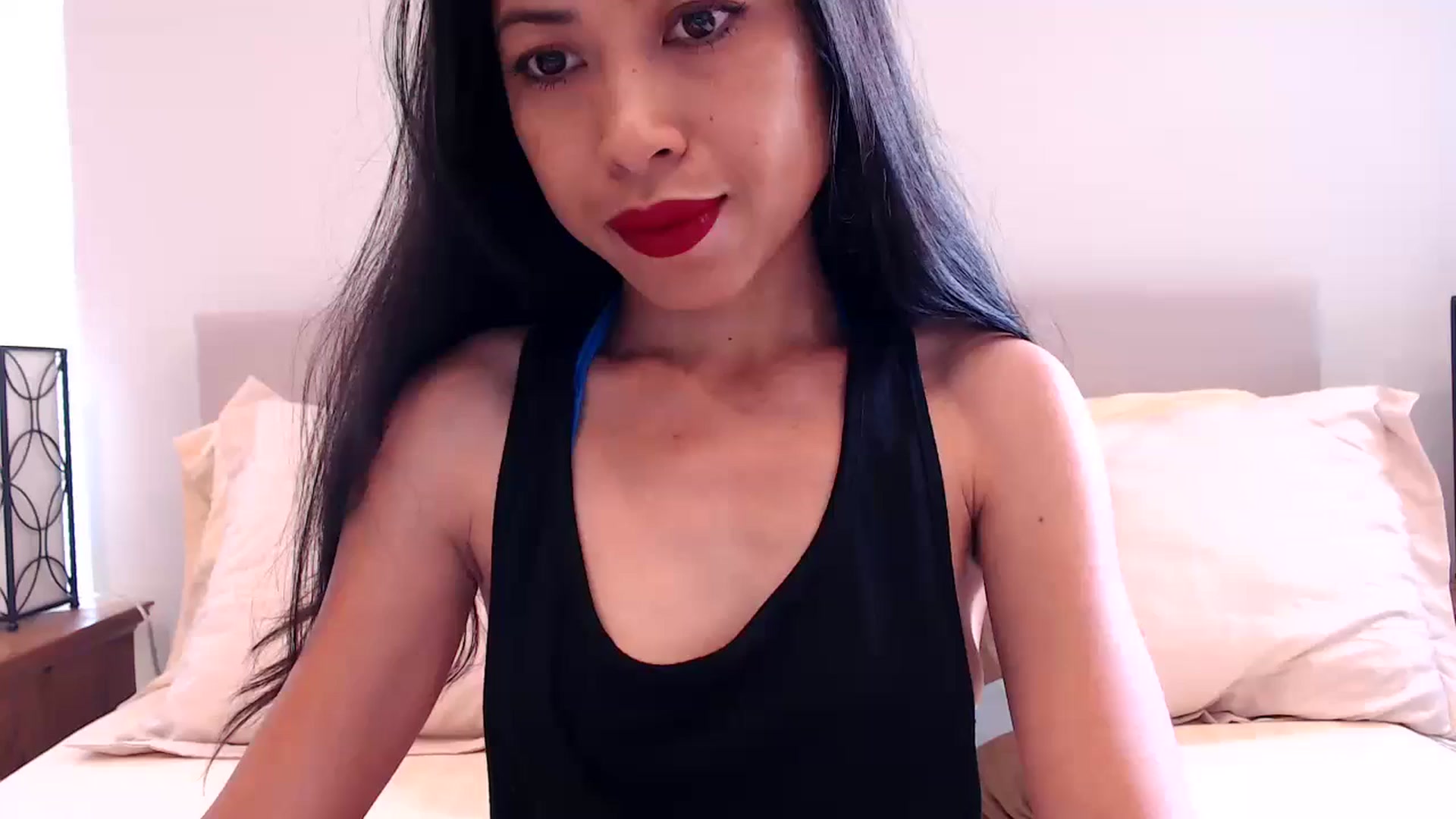 Gallery image thumbnail from Lil__bit's myfreecams stream on, 05/31/2024, 17:25 image 1 of 20