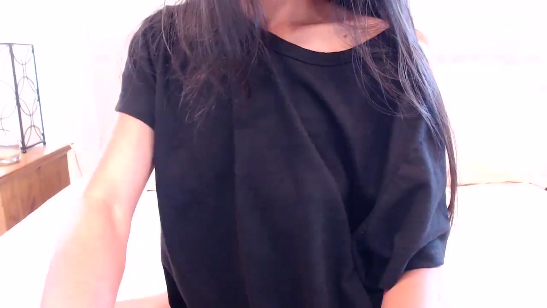 Gallery image thumbnail from Lil__bit's myfreecams stream on, 06/18/2024, 20:14 image 3 of 20