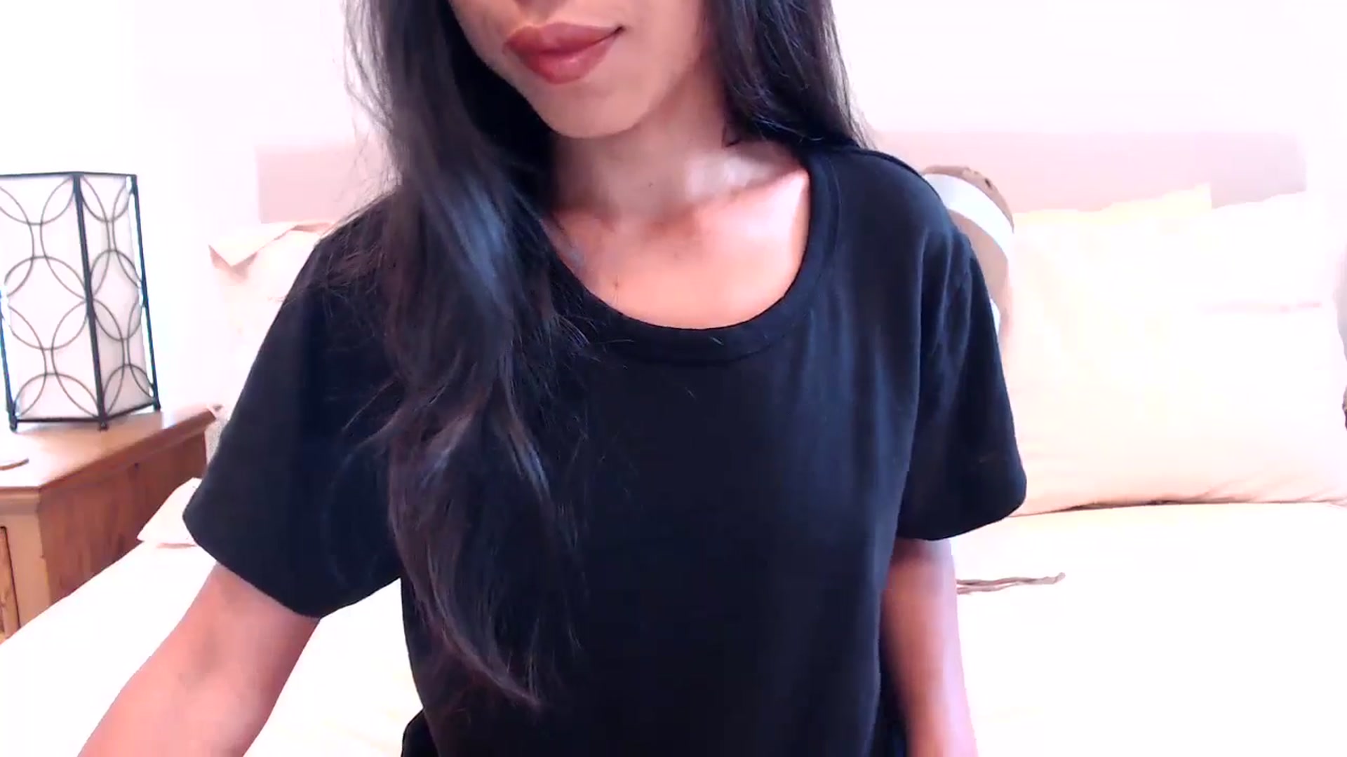Gallery image thumbnail from Lil__bit's myfreecams stream on, 06/26/2024, 18:36 image 2 of 20