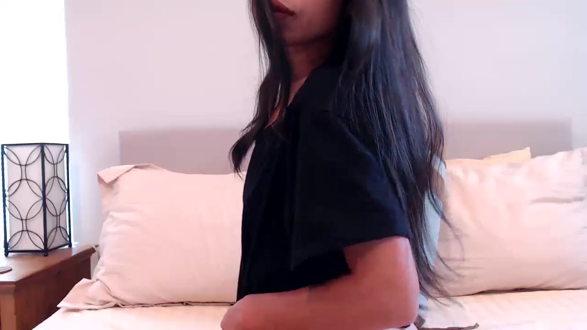 Gallery image thumbnail from Lil__bit's myfreecams stream on, 06/26/2024, 18:36 image 3 of 20