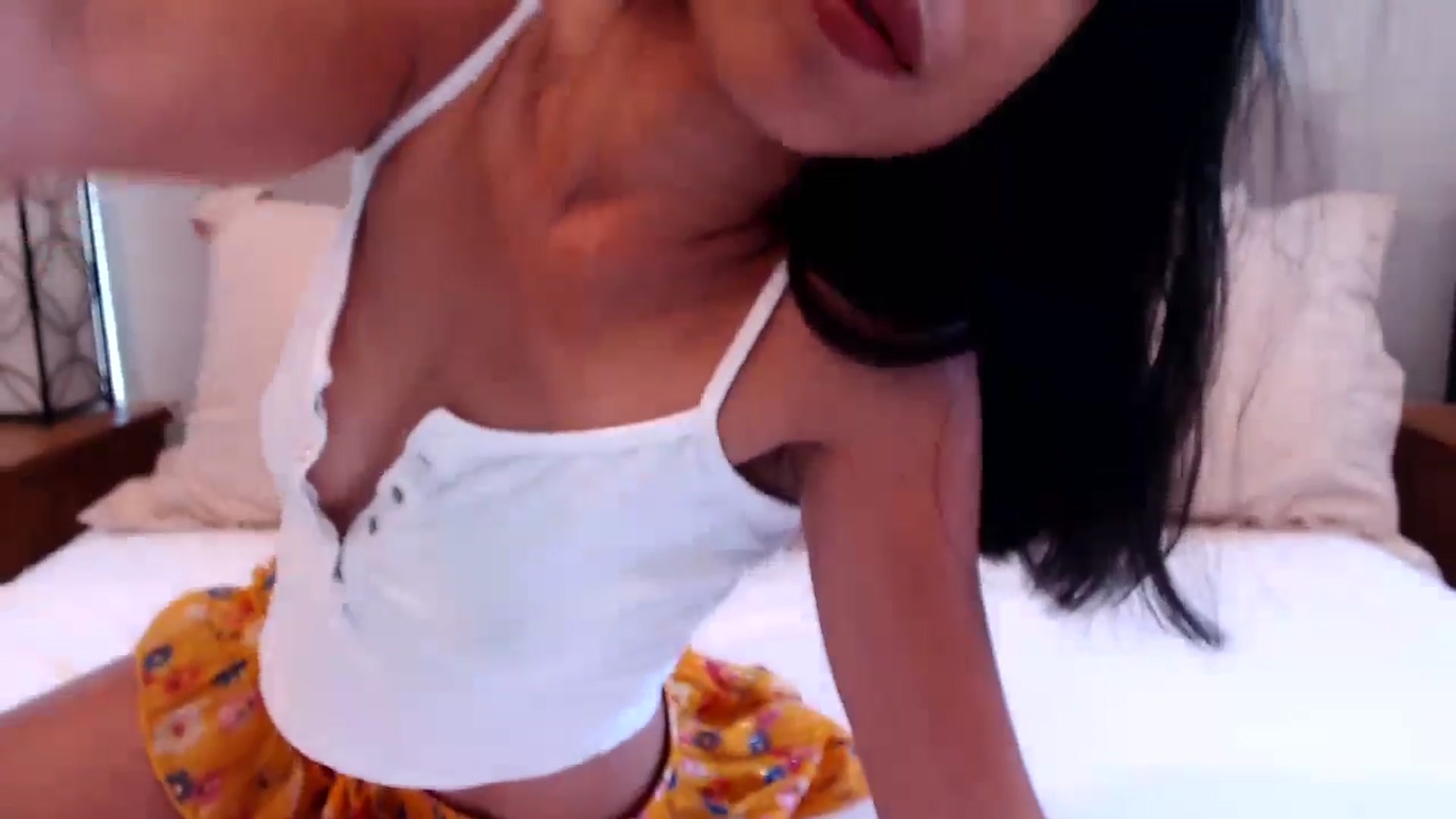 Gallery image thumbnail from Lil__bit's myfreecams stream on, 07/03/2024, 16:55 image 2 of 20