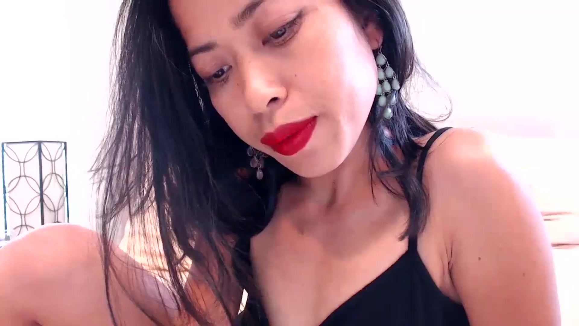 Gallery image thumbnail from Lil__bit's myfreecams stream on, 07/10/2024, 19:32 image 14 of 20