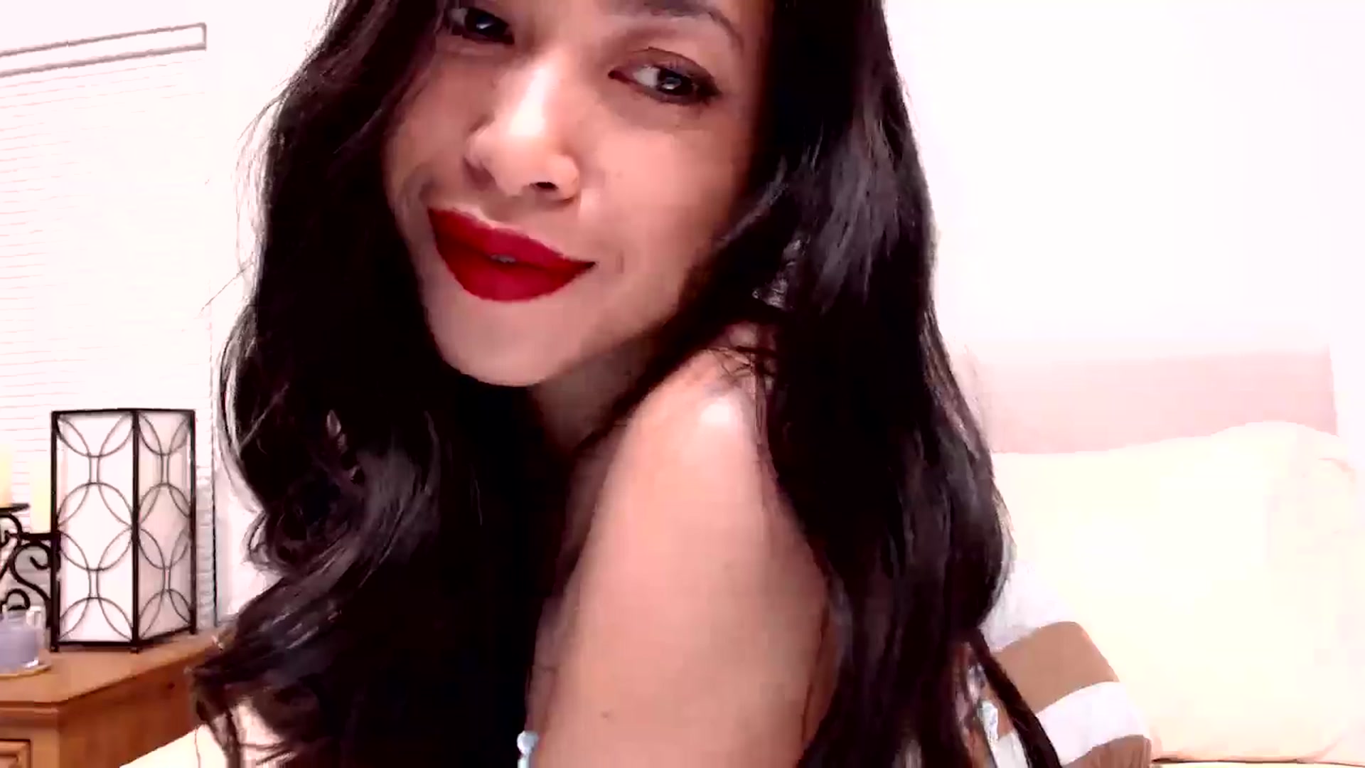 Gallery image thumbnail from Lil__bit's myfreecams stream on, 05/17/2025, 02:10 image 15 of 20