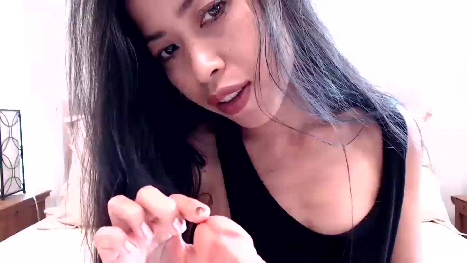 Gallery image thumbnail from Lil__bit's myfreecams stream on, 06/03/2025, 19:45 image 12 of 20