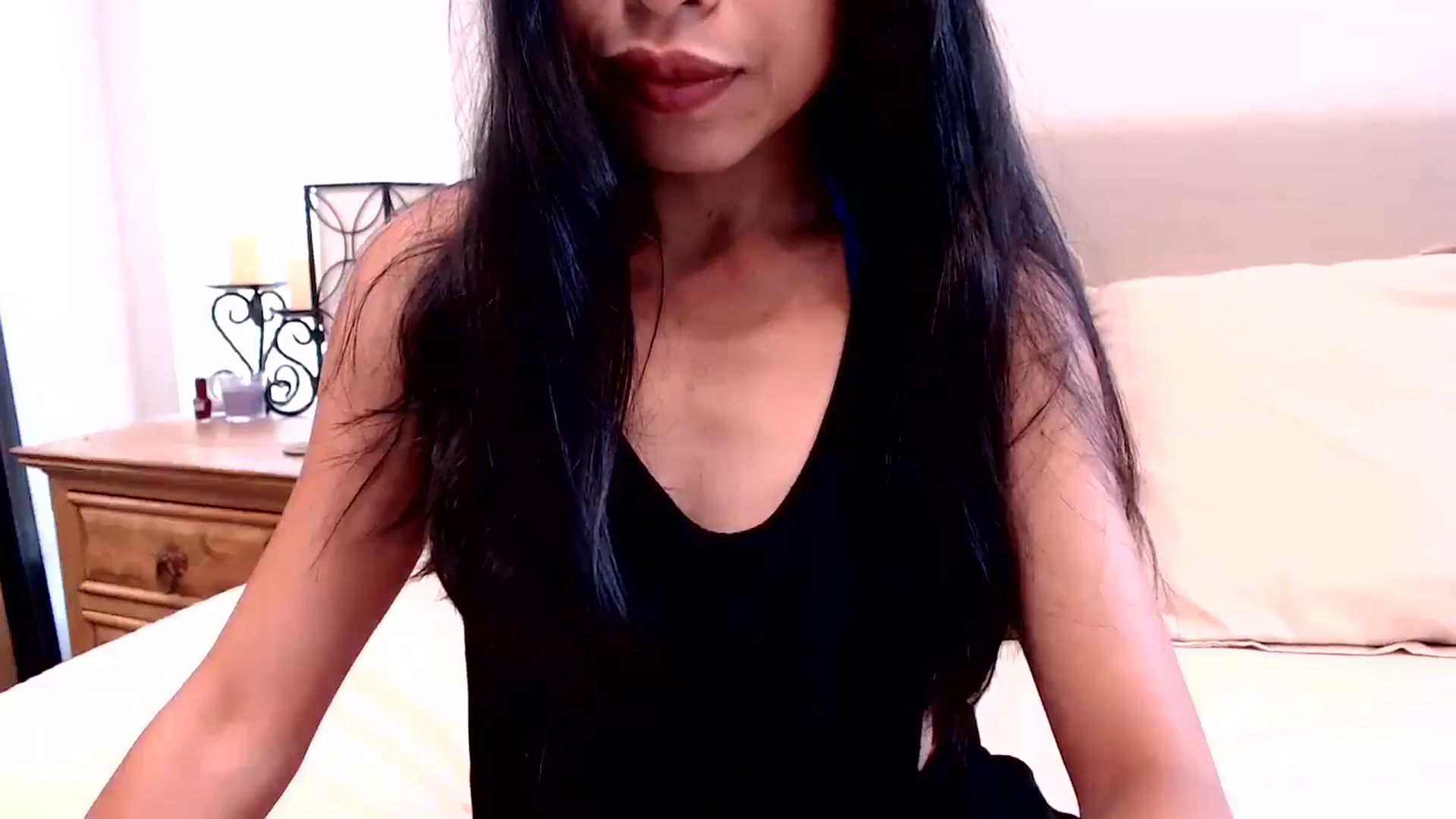 Gallery image thumbnail from Lil__bit's myfreecams stream on, 06/18/2025, 18:18 image 16 of 20