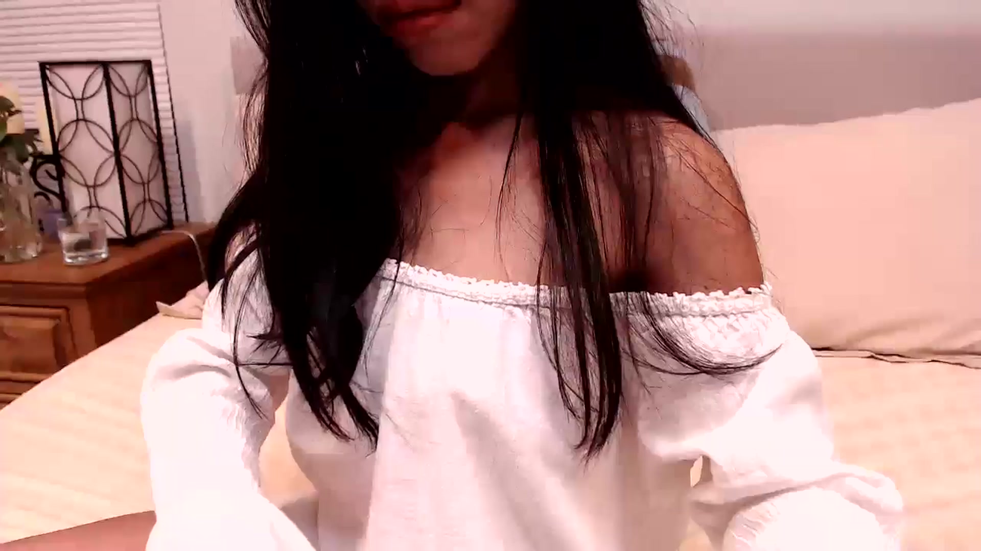 Gallery image thumbnail from Lil__bit's myfreecams stream on, 06/28/2025, 03:18 image 14 of 20