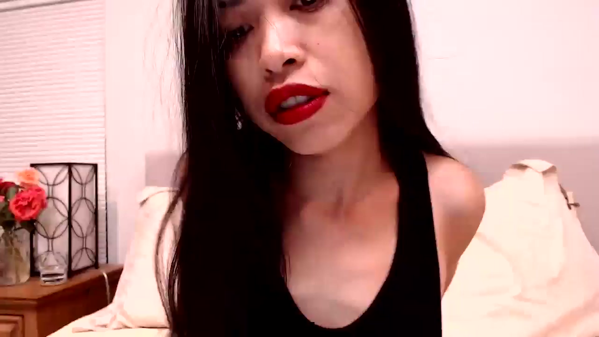Gallery image thumbnail from Lil__bit's myfreecams stream on, 07/01/2025, 02:47 image 5 of 20