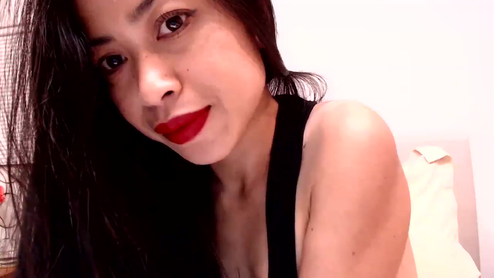 Gallery image thumbnail from Lil__bit's myfreecams stream on, 07/01/2025, 03:55 image 7 of 20
