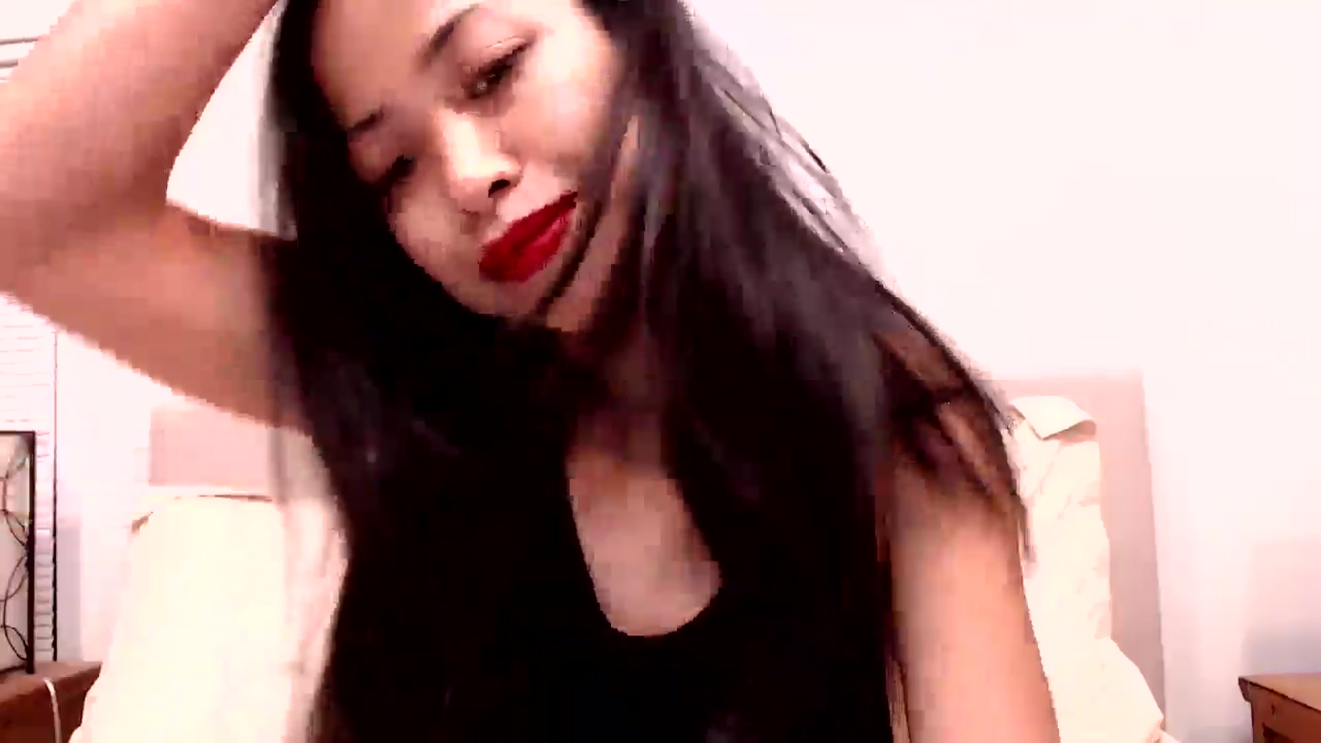 Gallery image thumbnail from Lil__bit's myfreecams stream on, 07/01/2025, 03:55 image 16 of 20