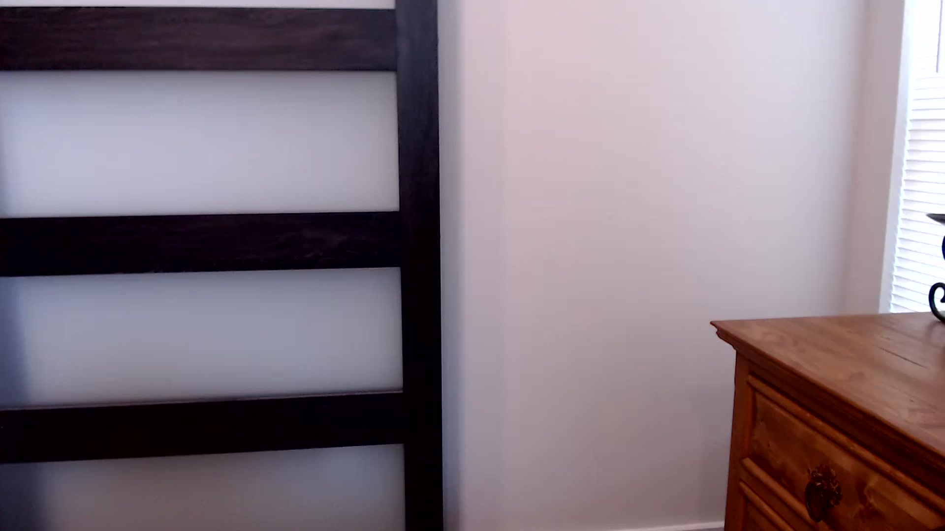 Gallery image thumbnail from Lil__bit's myfreecams stream on, 09/09/2025, 19:20 image 7 of 20