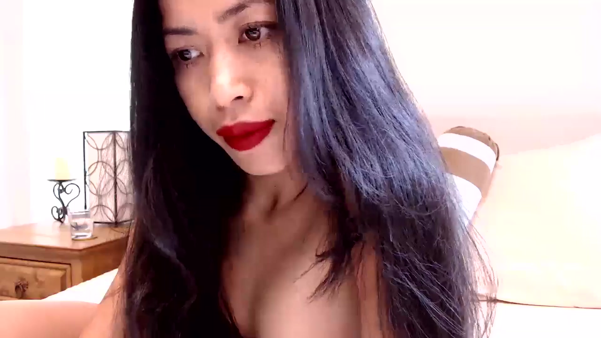 Gallery image thumbnail from Lil__bit's myfreecams stream on, 09/15/2025, 17:22 image 6 of 20