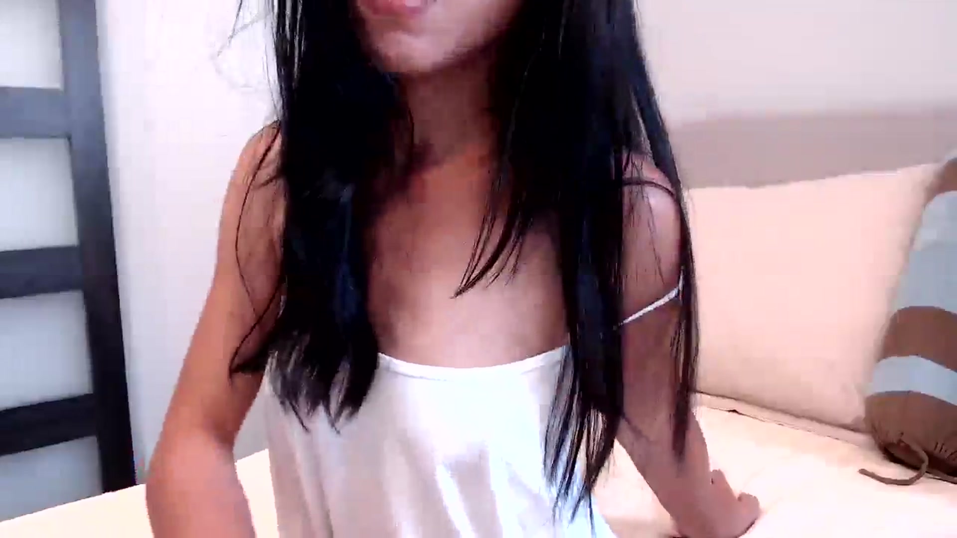 Gallery image thumbnail from Lil__bit's myfreecams stream on, 09/29/2025, 19:33 image 2 of 20